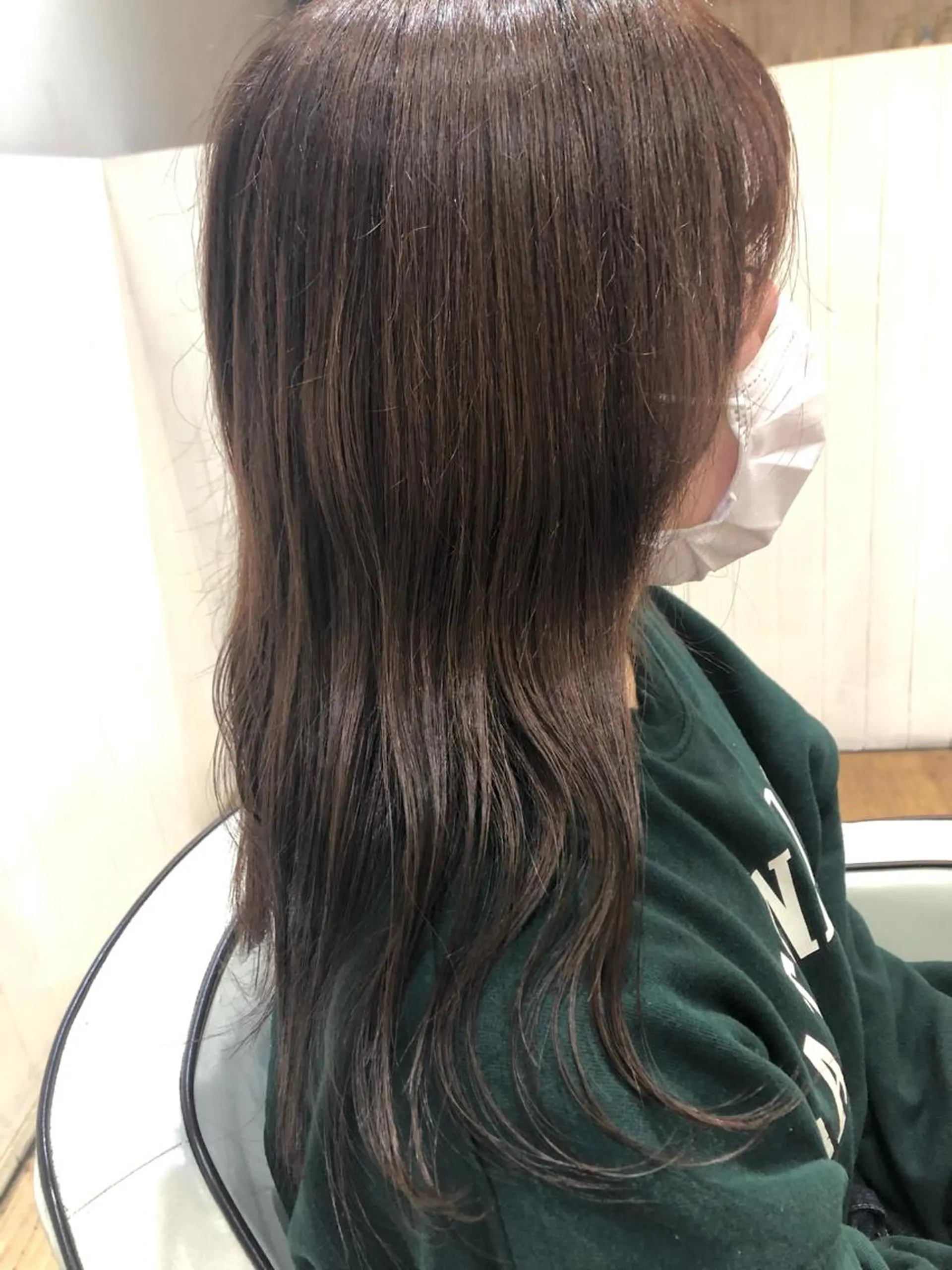 ロング カラー ブラウンカラー 透明感カラー ピンクカラー ピンクブラウン Pocketいわき 深谷 智花のヘアスタイル