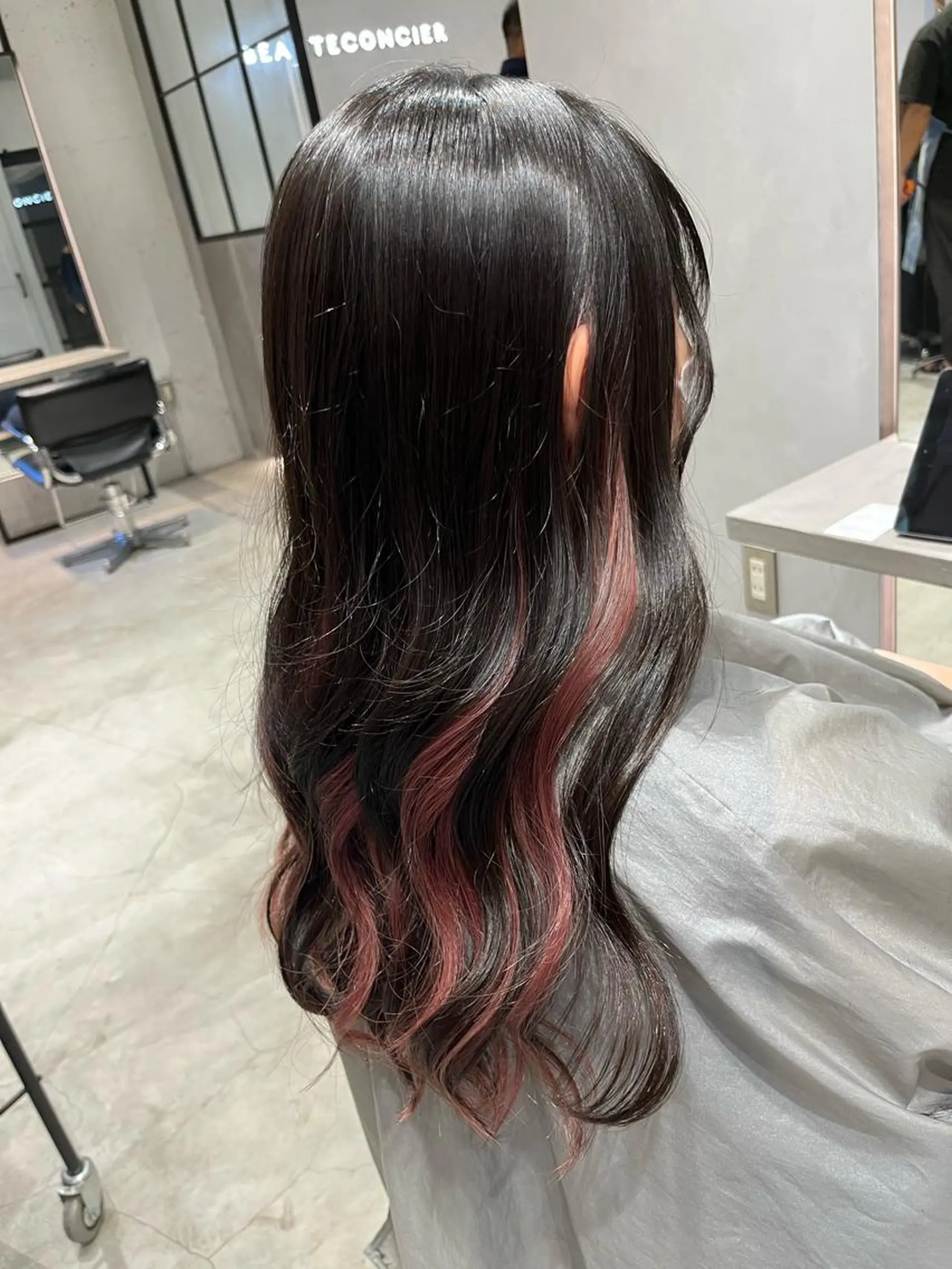 ロング 寺田 侑矢のヘアスタイル