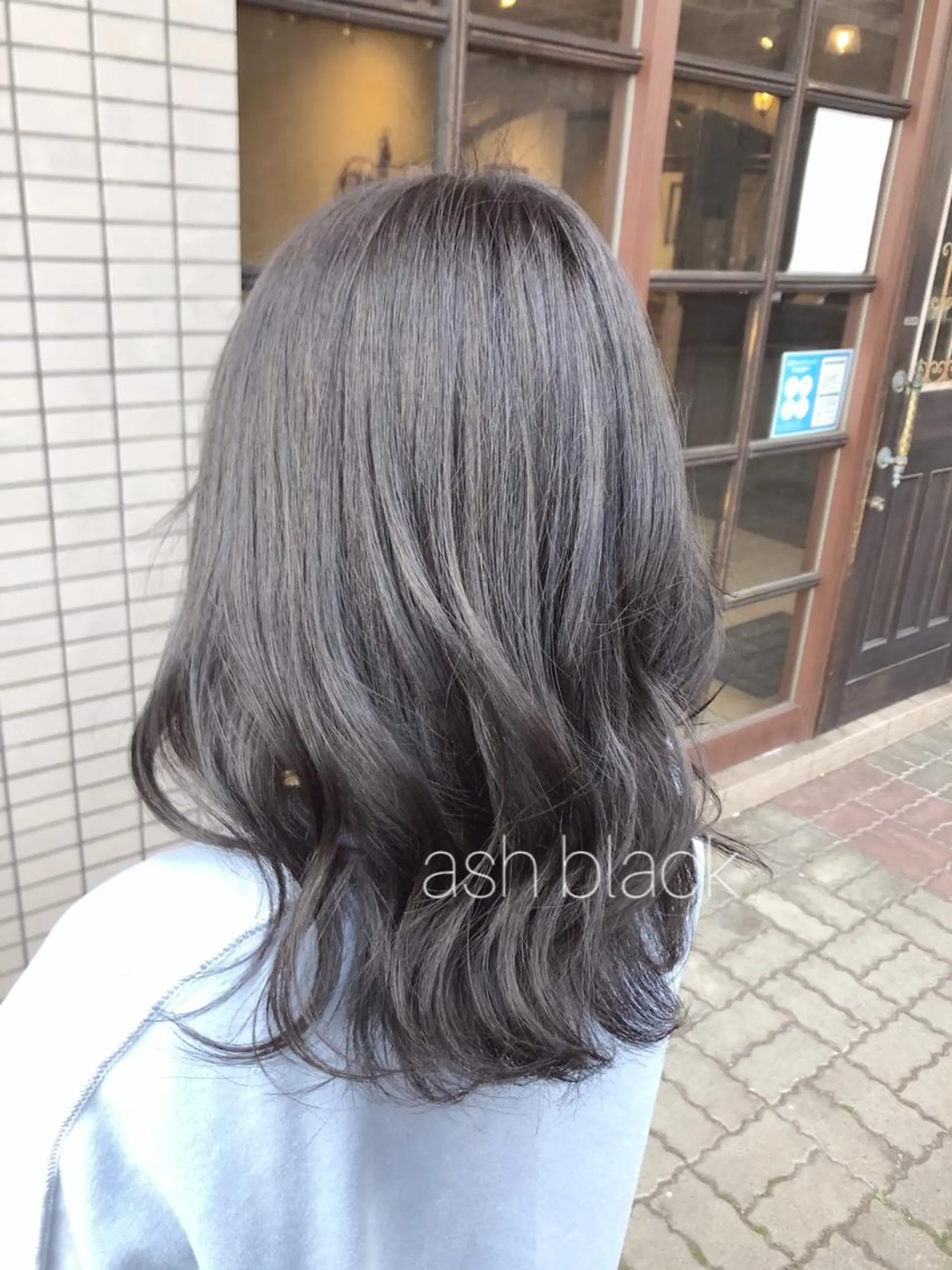 ミディアム ヘアカラー 🧡ミルクティー/ レイヤー🧡ショウナのヘアスタイル