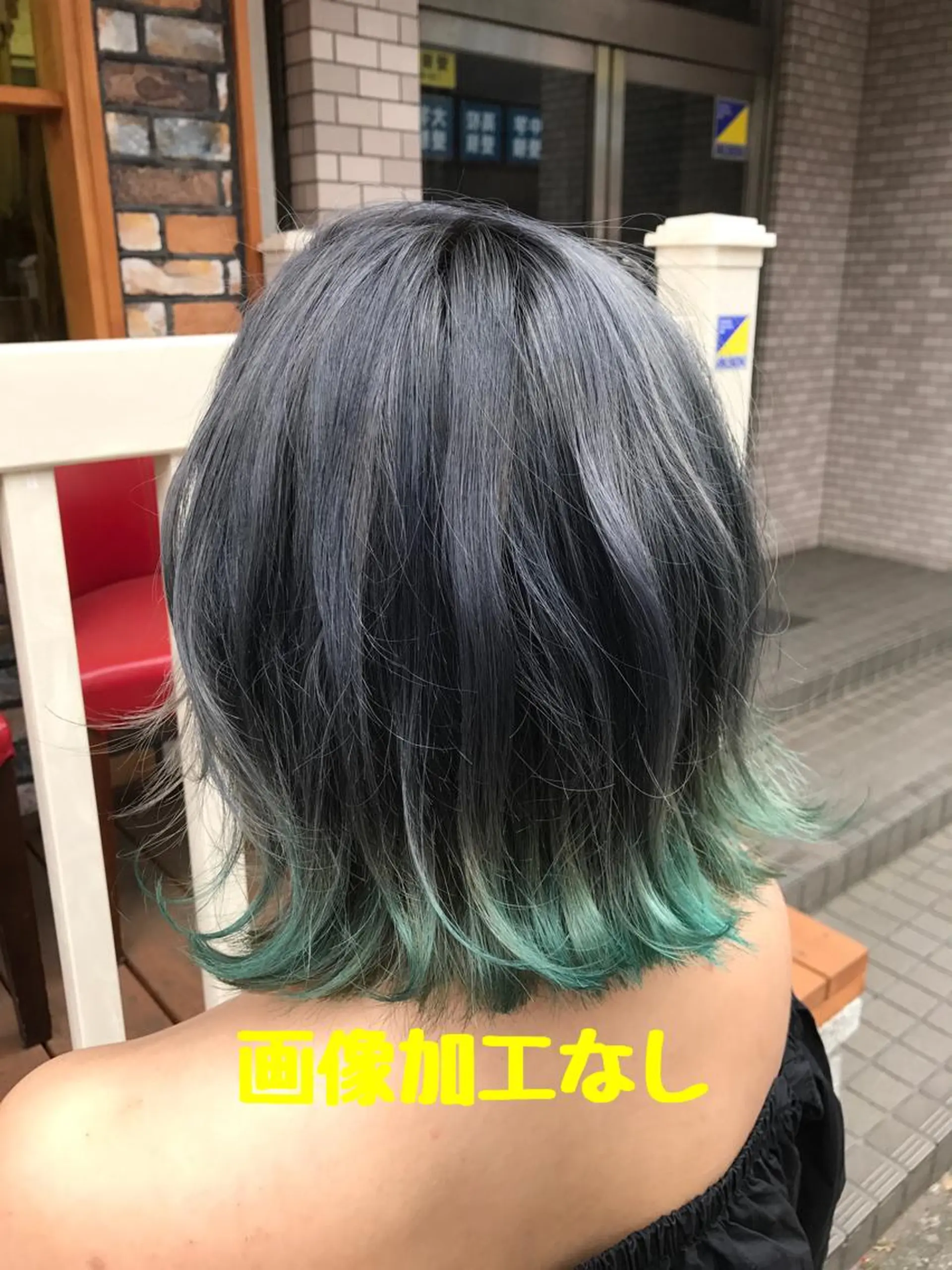 ミディアム カラー ダークグレー グラデーションカラー 平尾 拓也のヘアスタイル