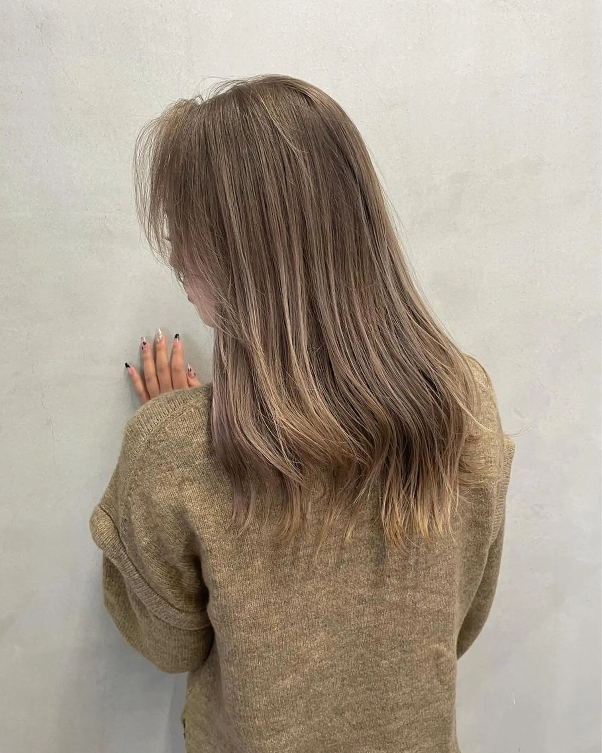 セミロング トリートメント カット ヘアカラー トリートメント king高槻店所属・椙本健太 シールエクステのヘアスタイル