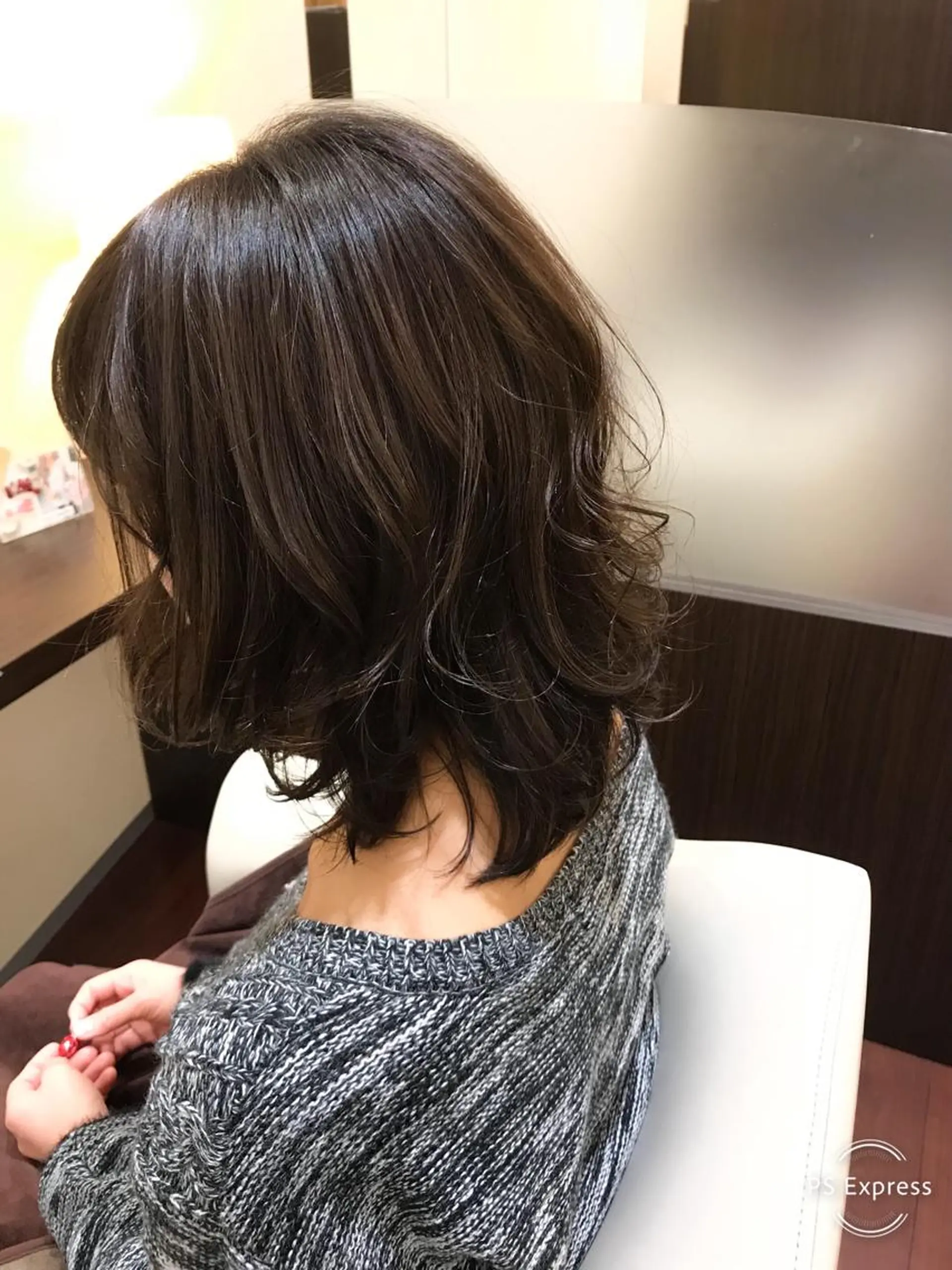 ミディアム カラー BIANCO北堀江 AKANEのヘアスタイル