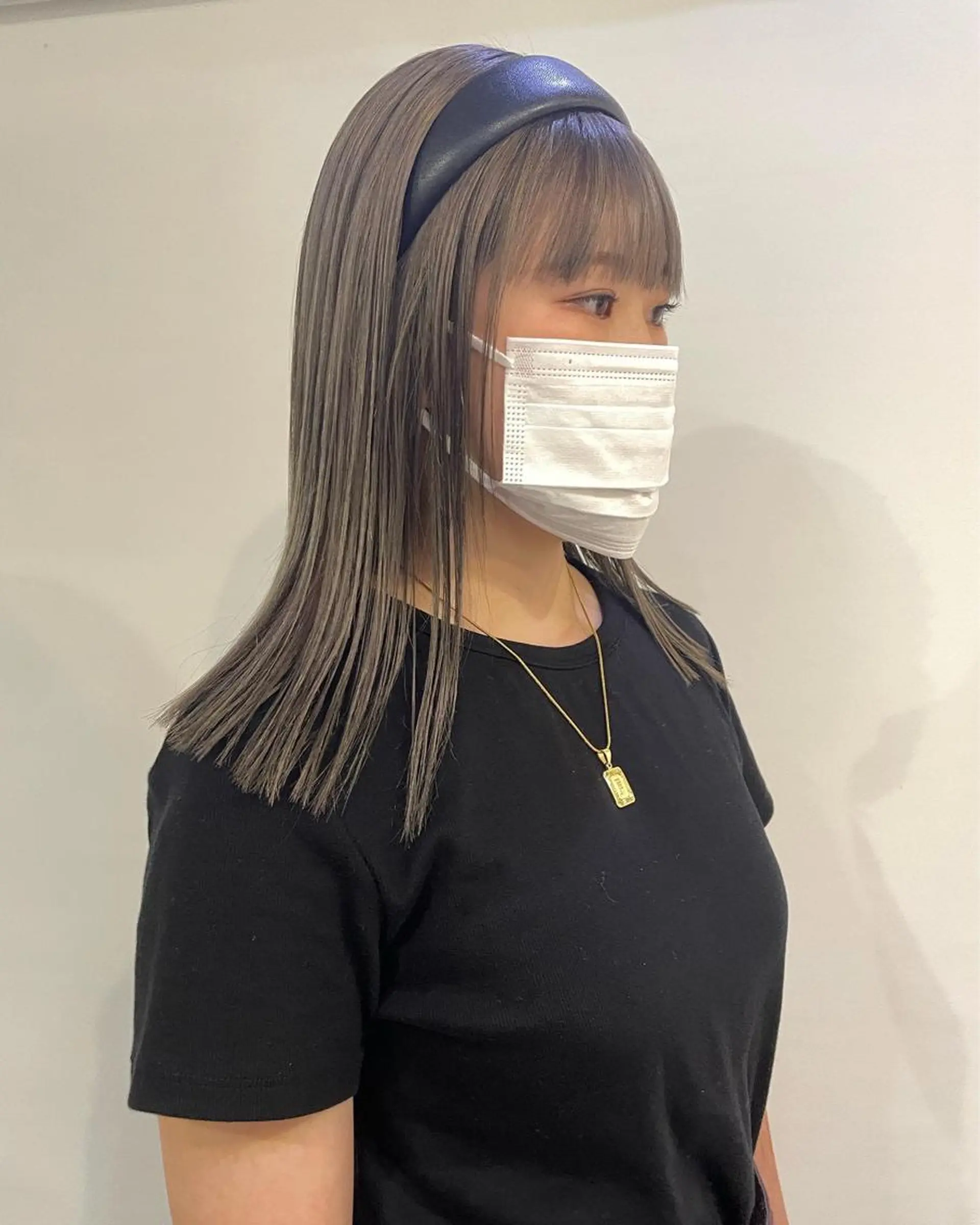 セミロング カラー silo所属・silo MOKA 顔周りカット🦦のヘアスタイル