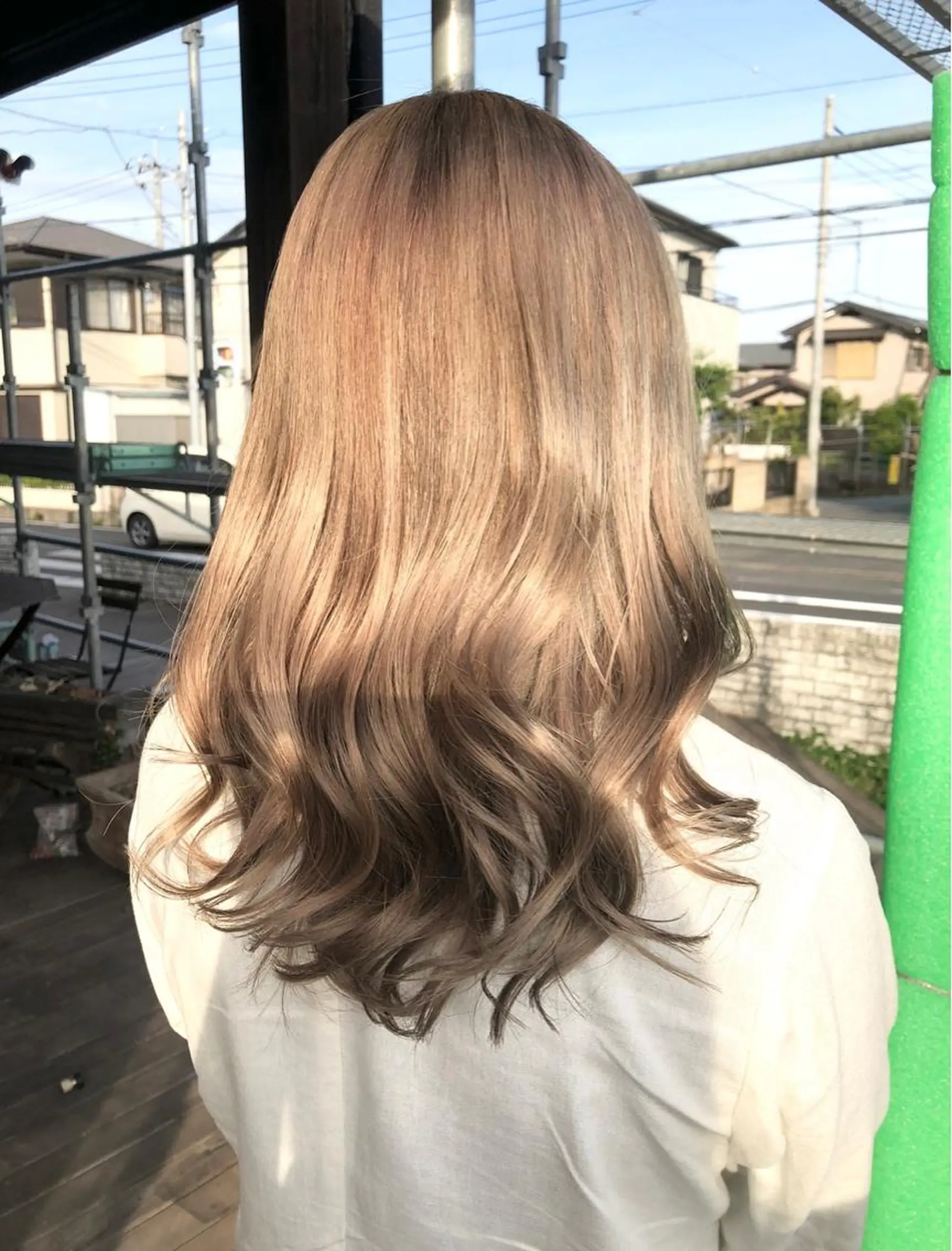 セミロング カラー ハイトーンカラー カット ヘアカラー 🩵小野 えりか🩷のヘアスタイル