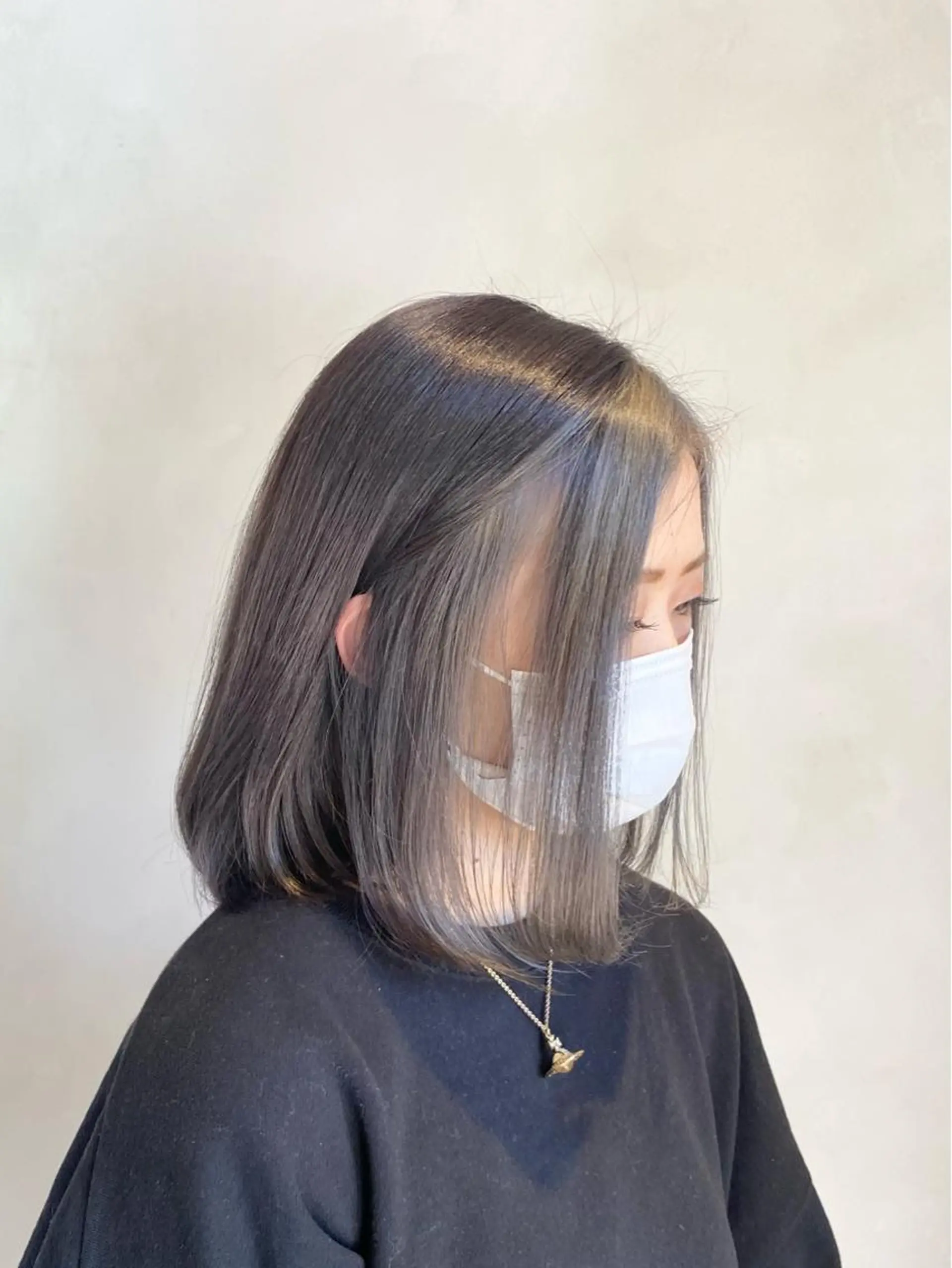 ミディアム ミストバング ヘアカラー motel所属・モデルや芸能人も通う ✨マンツーマンサロンのヘアスタイル