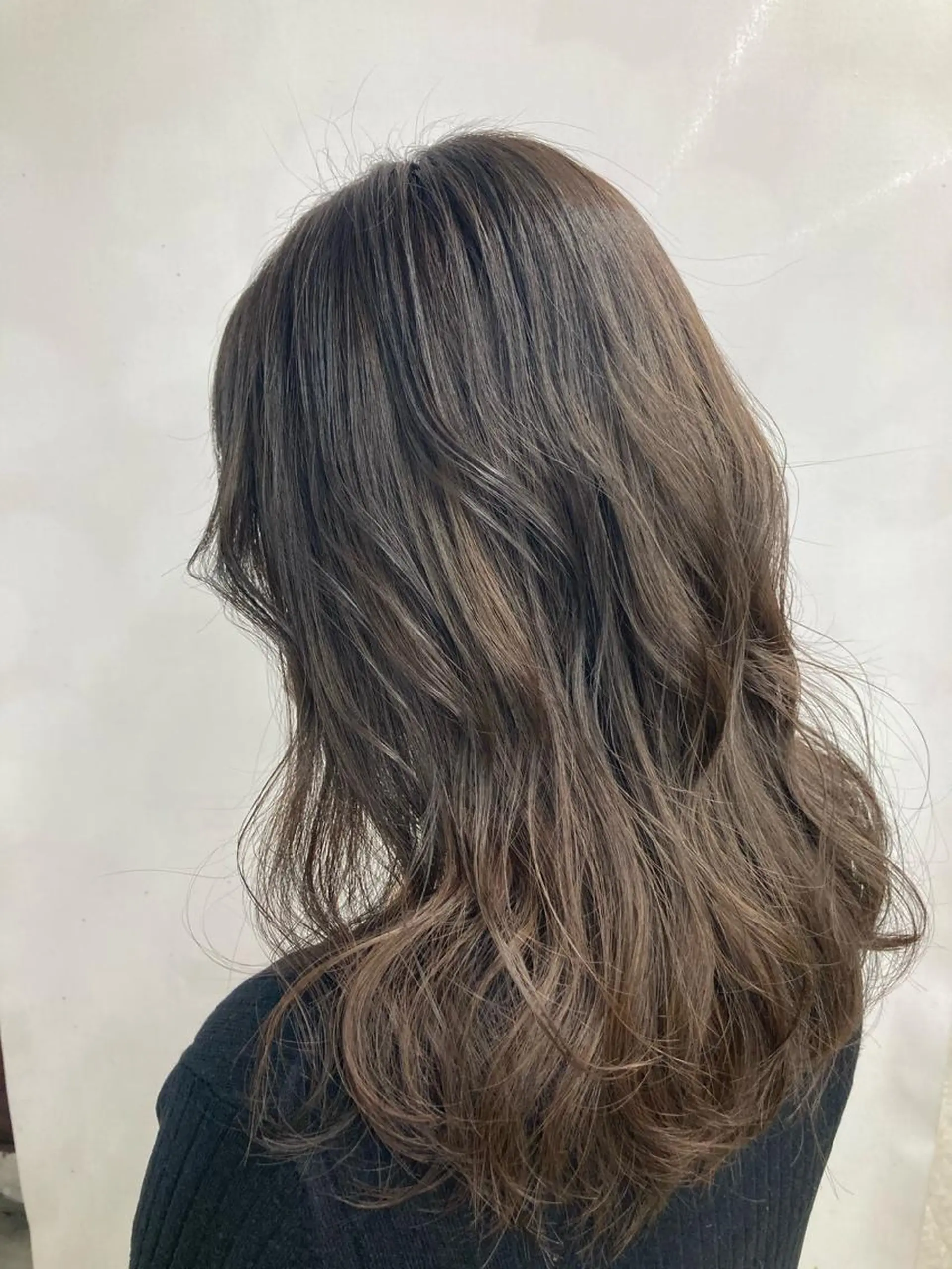 セミロング カラー グレージュ ヘアカラー トリートメント ブリーチ&似合せボブ 田中寛十のヘアスタイル