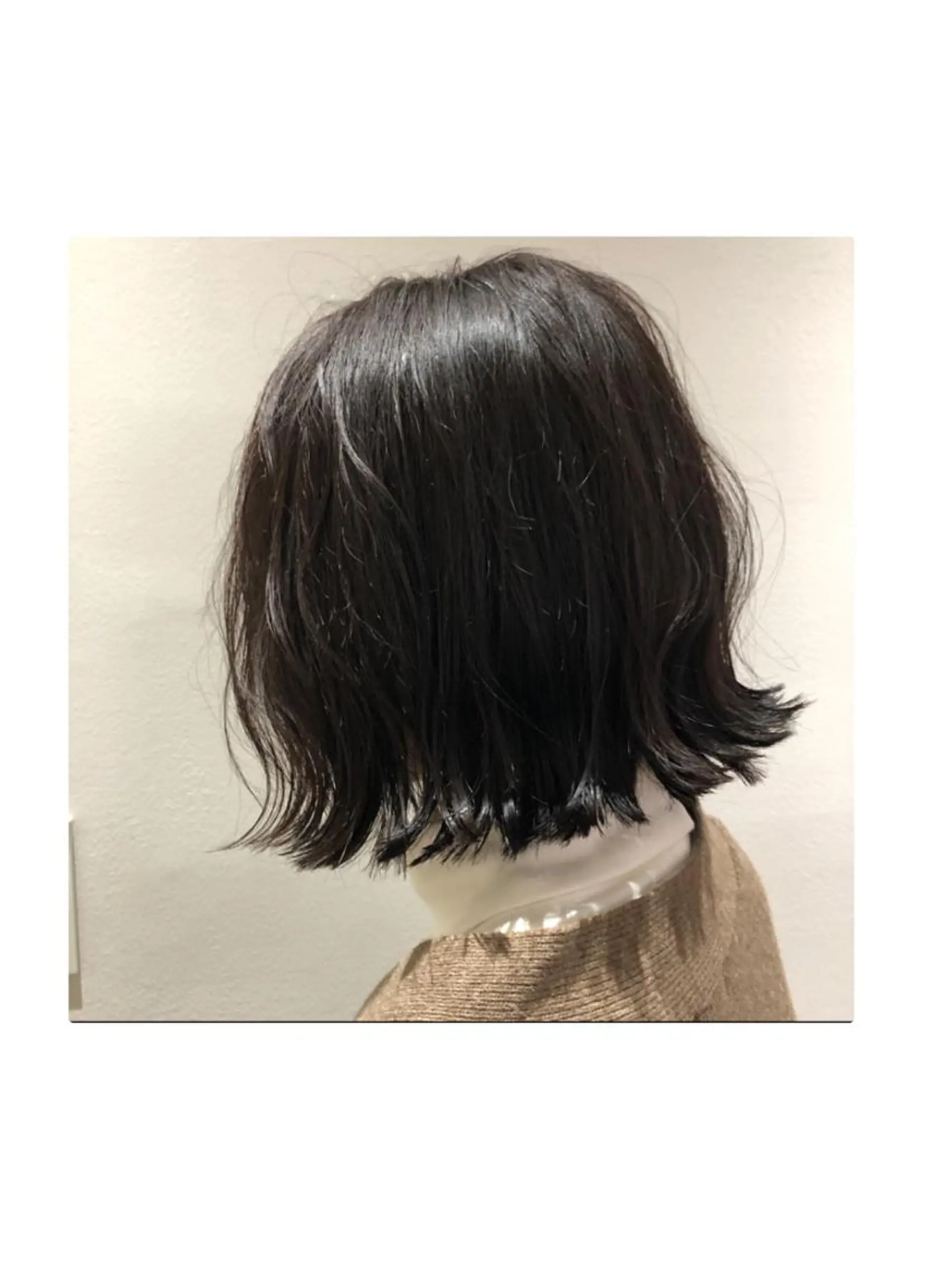 ミディアム 上平 綾菜のヘアスタイル