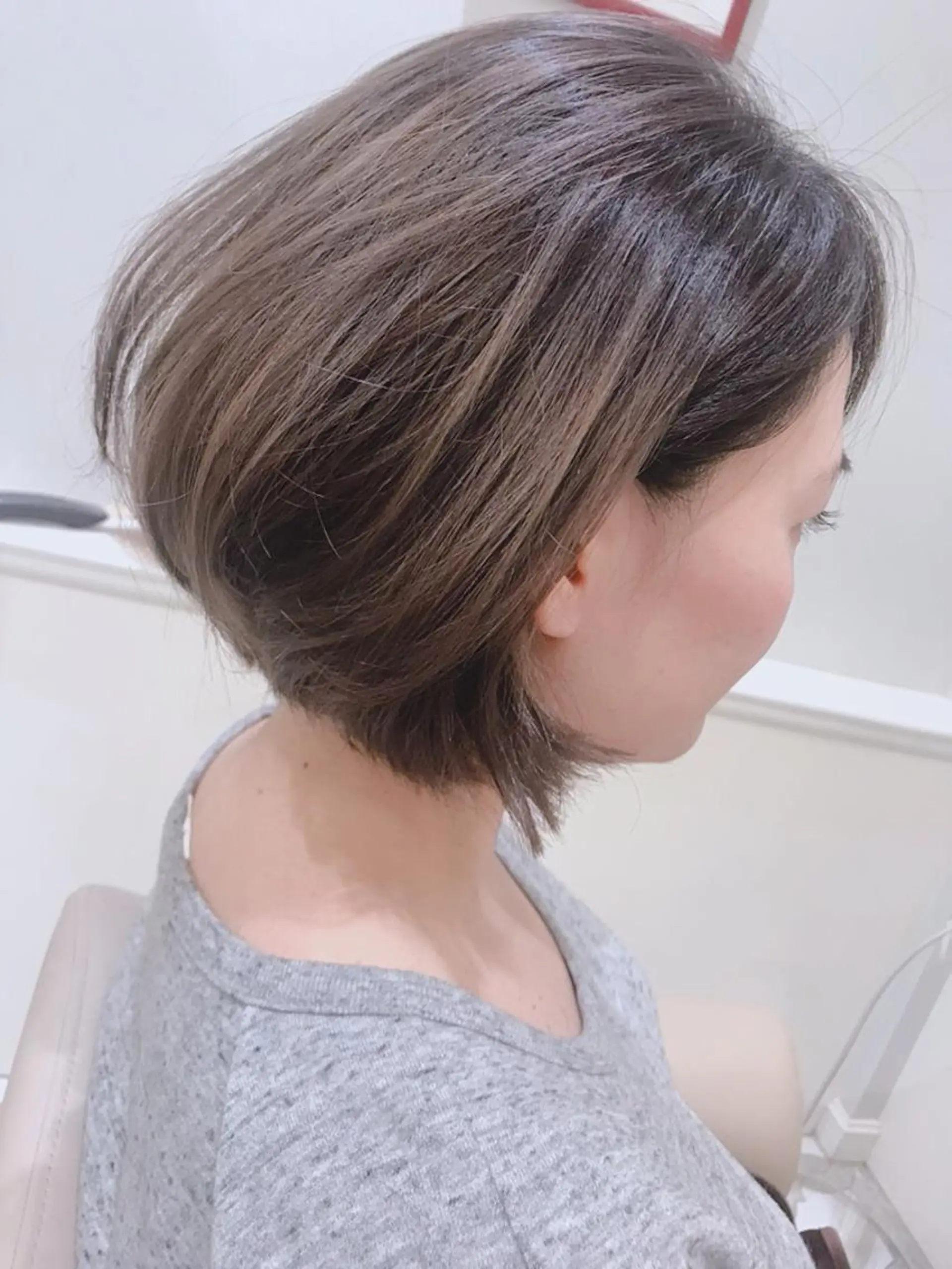 ミディアム ヘアカラー 江崎 わか子のヘアスタイル