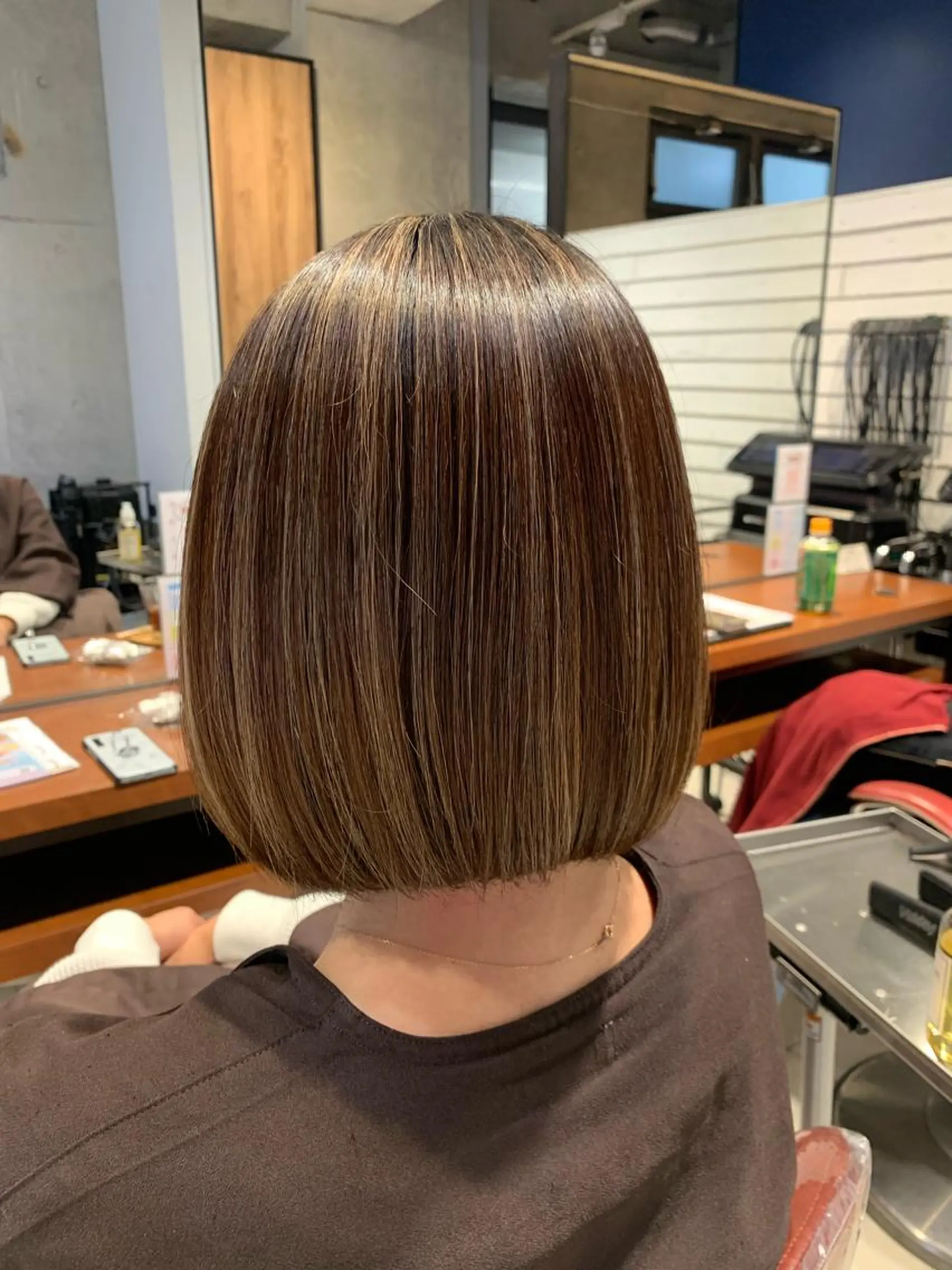 カラー ハイライトカラー AQUA 平田真一のヘアスタイル