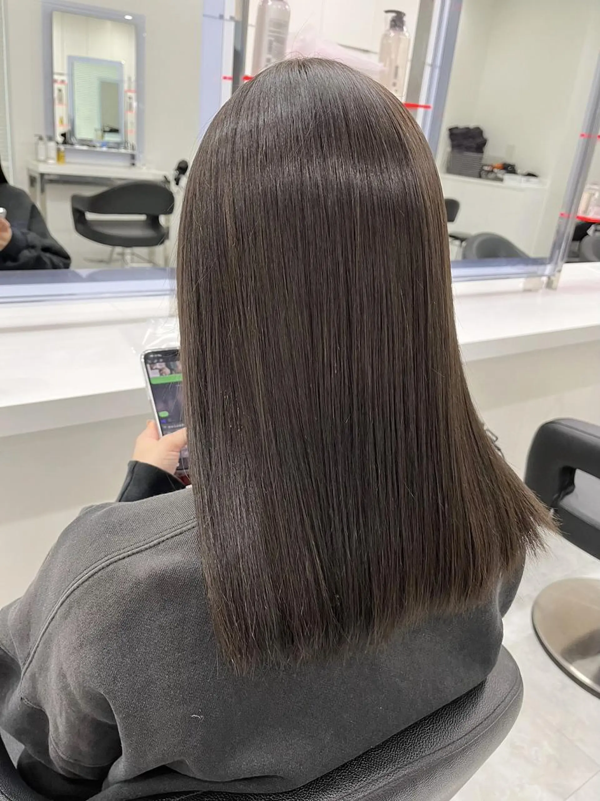 カラー 冬髪❄️透明感カラー /レイヤー❄️横浜のヘアスタイル