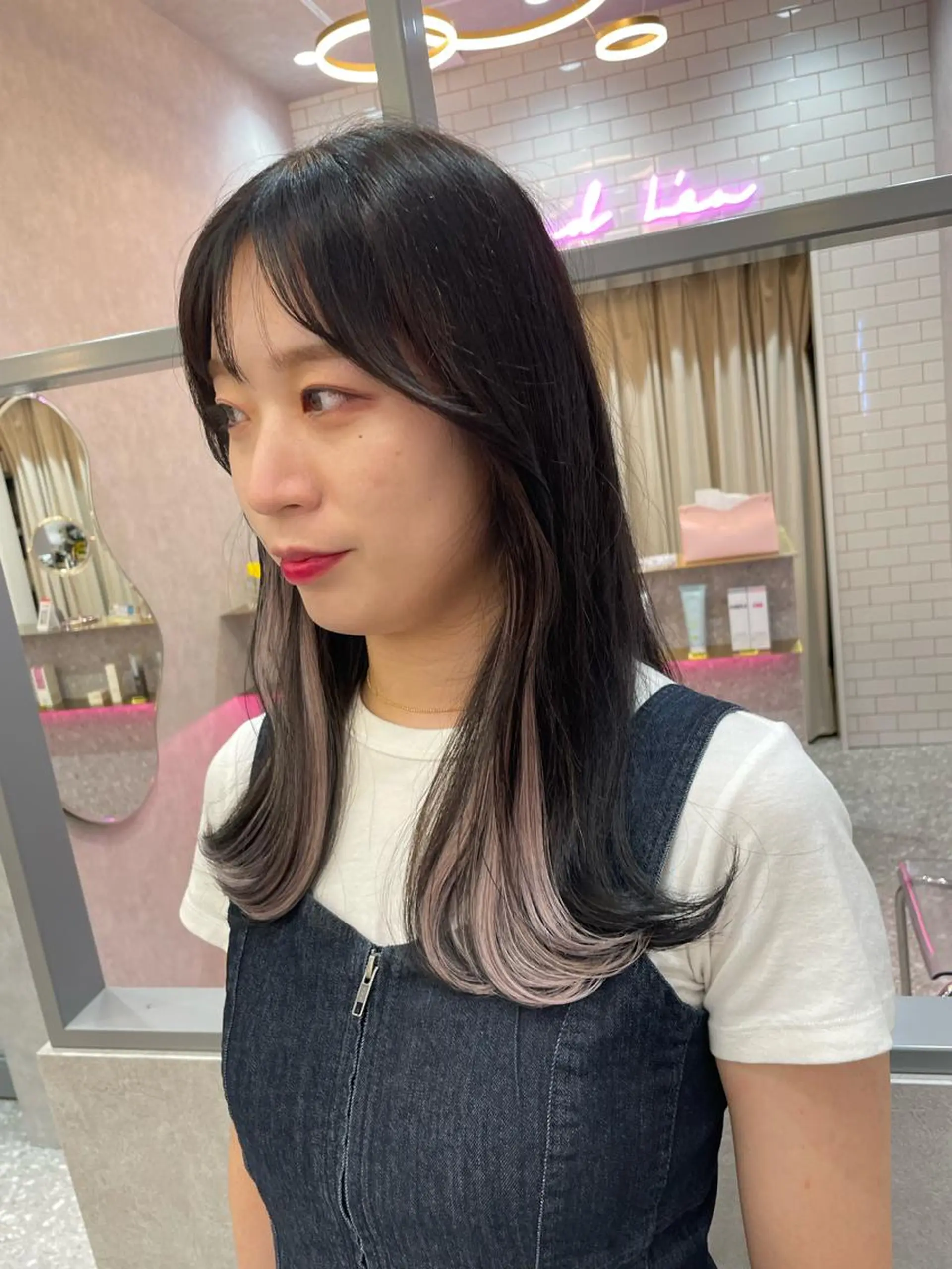 ミディアム Lond  lea 🦋ayana🦋のヘアスタイル