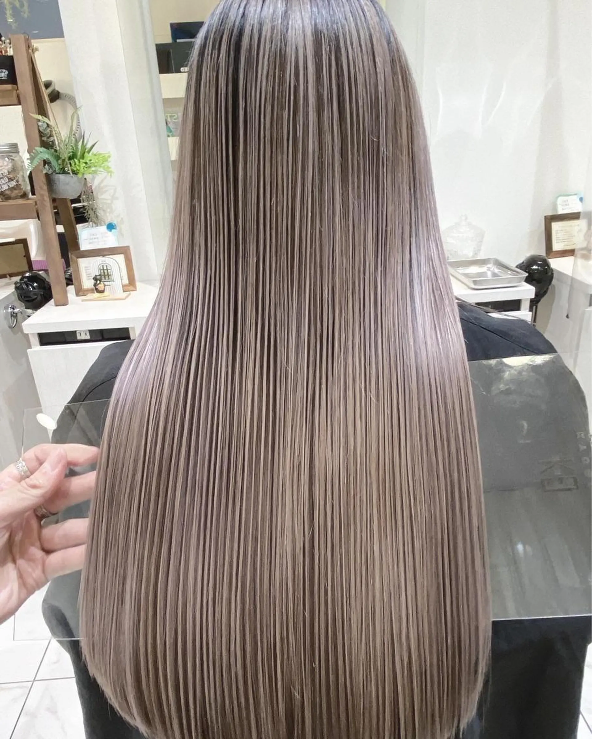 ロング カラー バレイヤージュ 髪質改善 レイヤーカット カット ヘアカラー トリートメント 山崎俊輔/髪質改善 /バレイヤージュのヘアスタイル