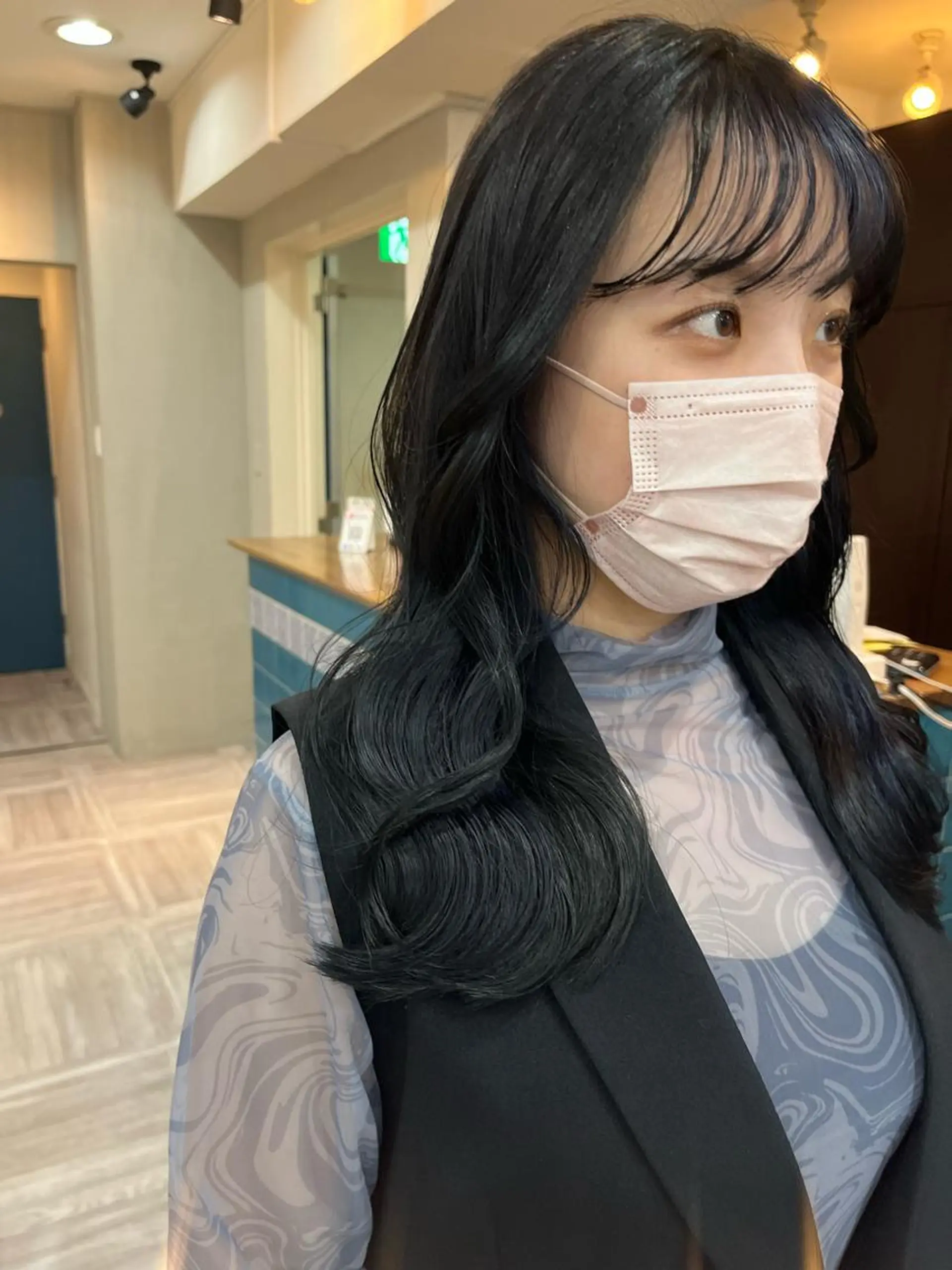ロング カラー ヘアカラー トリートメント 🫧tomoka 透明感カラー🫧のヘアスタイル