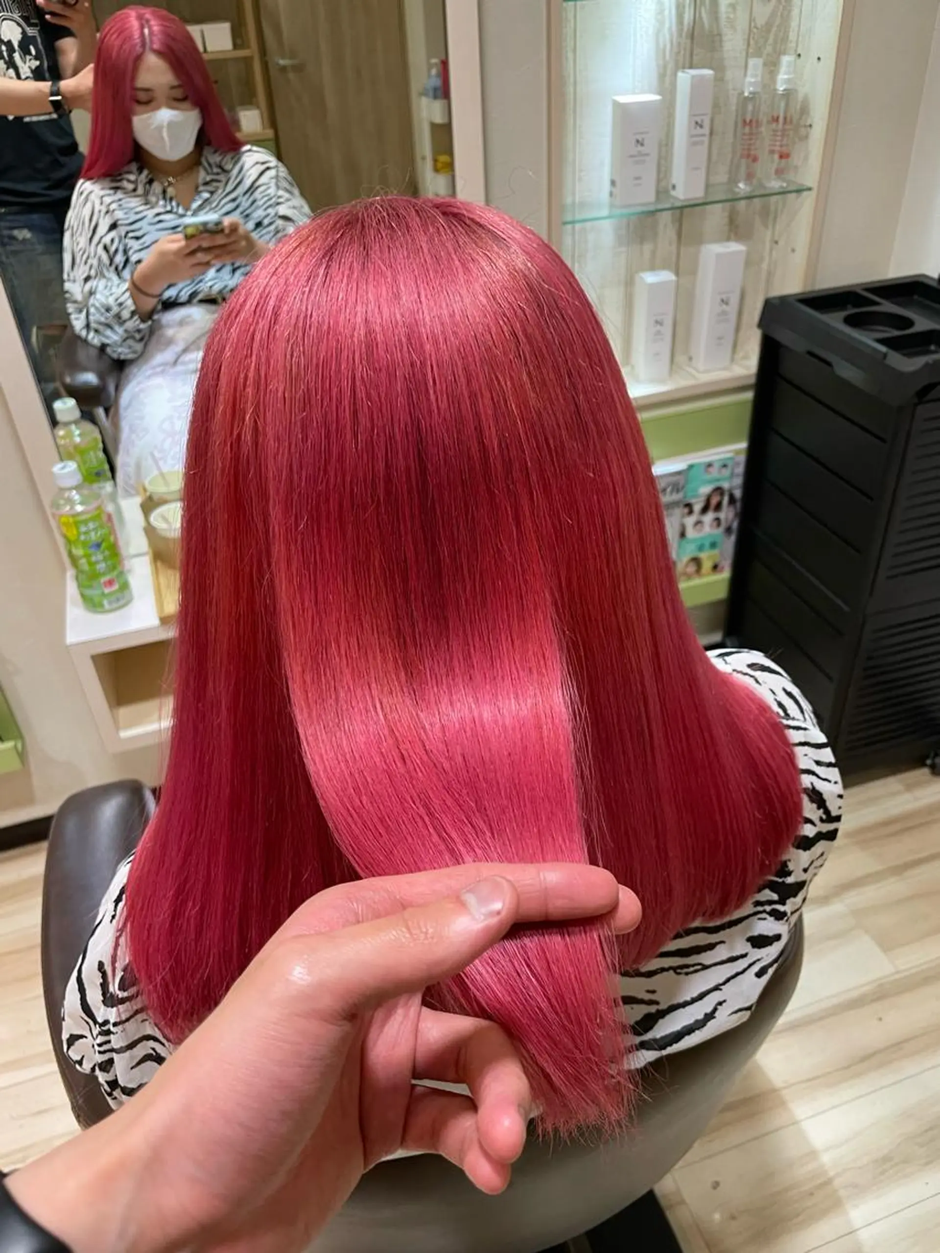 セミロング カラー 🌈kamiiro 🌈のヘアスタイル