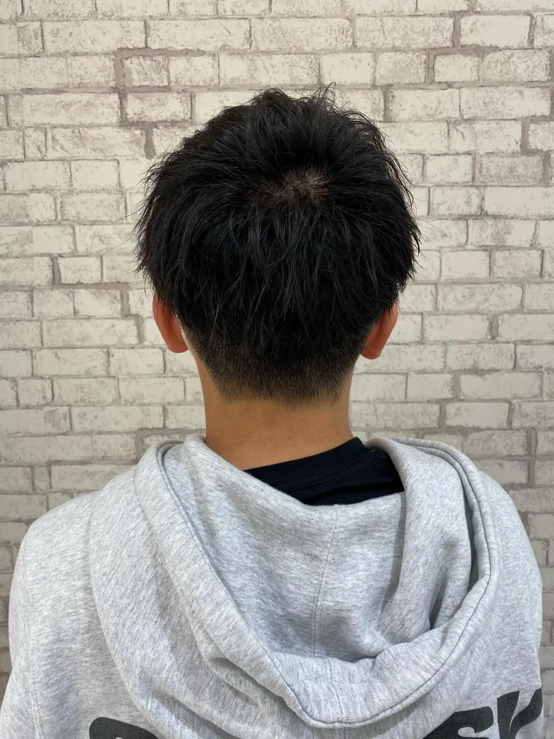 ショート ヘアアレンジ メンズ カット ブリーチなし艶カラー 東家のヘアスタイル