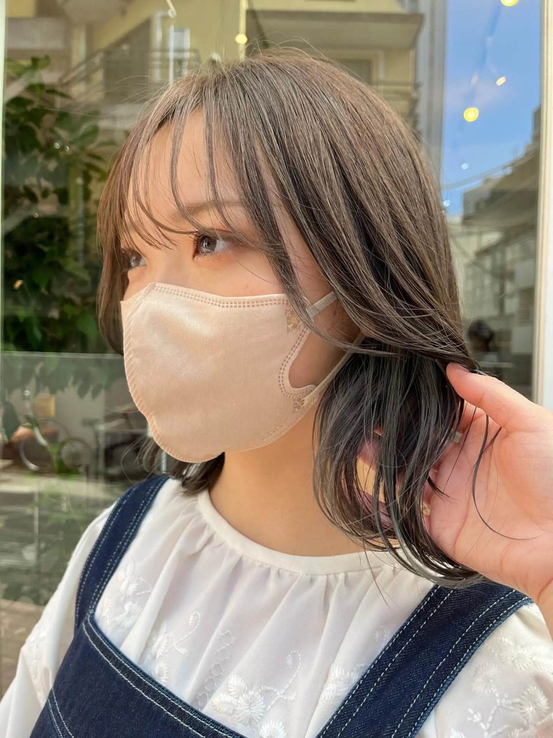 ミディアム カラー イヤリングカラー グレージュ ミルクティーグレージュ 髪質改善カラー☆ ヘアアレンジmiyuのヘアスタイル