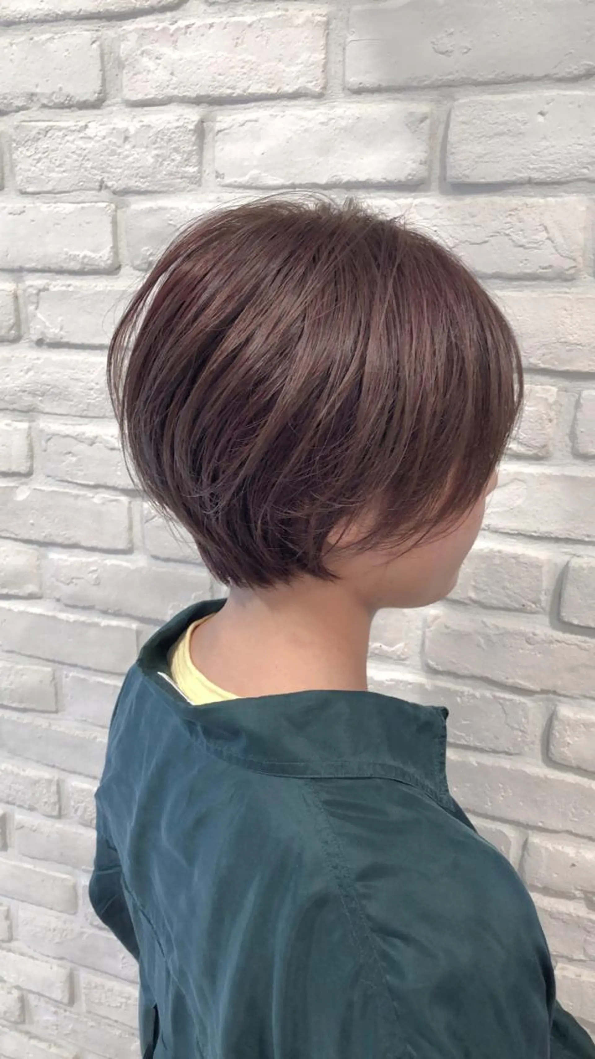 ショート カラー ショートヘア ブラウンベージュ 🐻五十嵐ゆりのヘアスタイル
