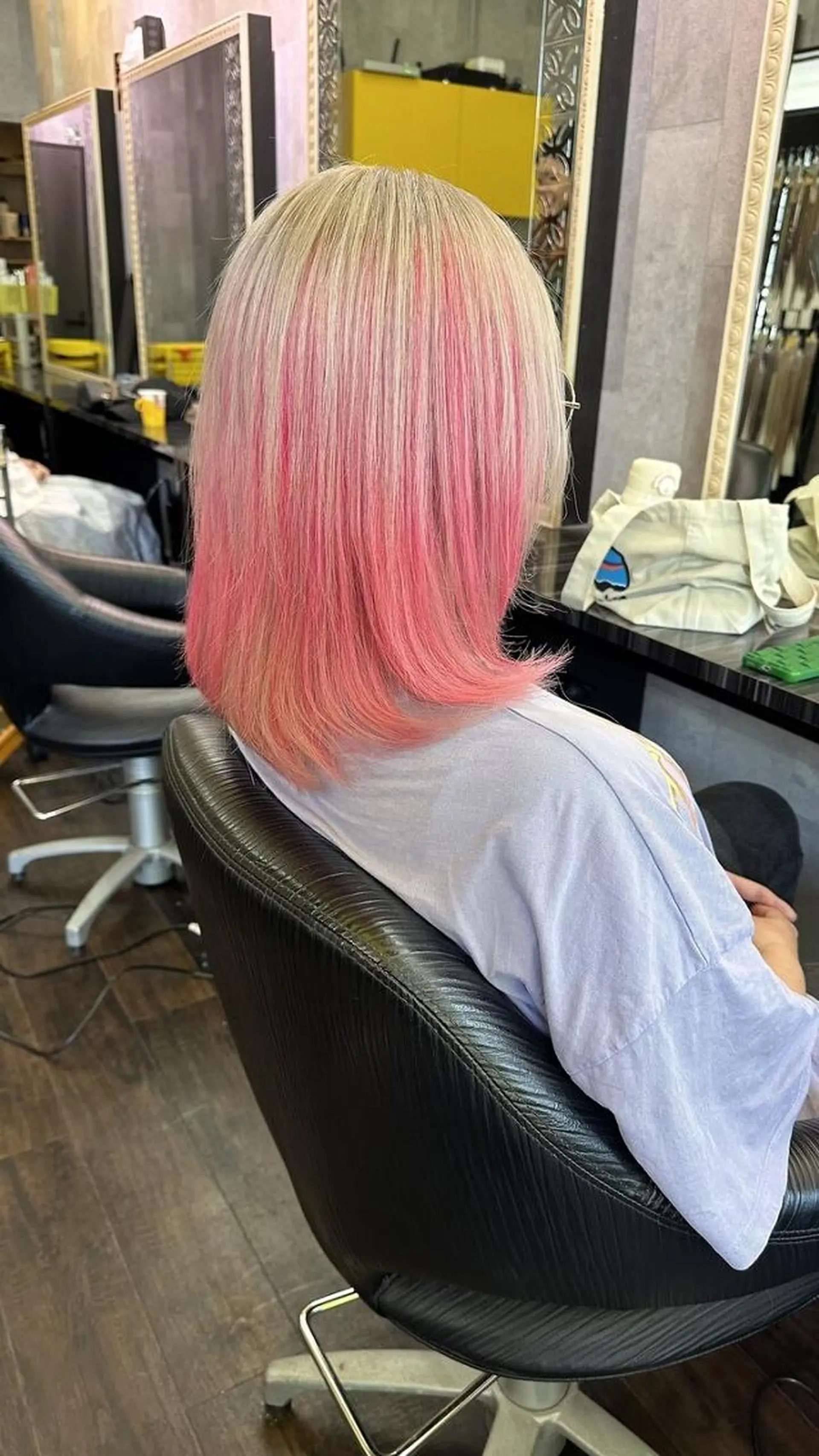 ミディアム カラー 小野 裕子のヘアスタイル