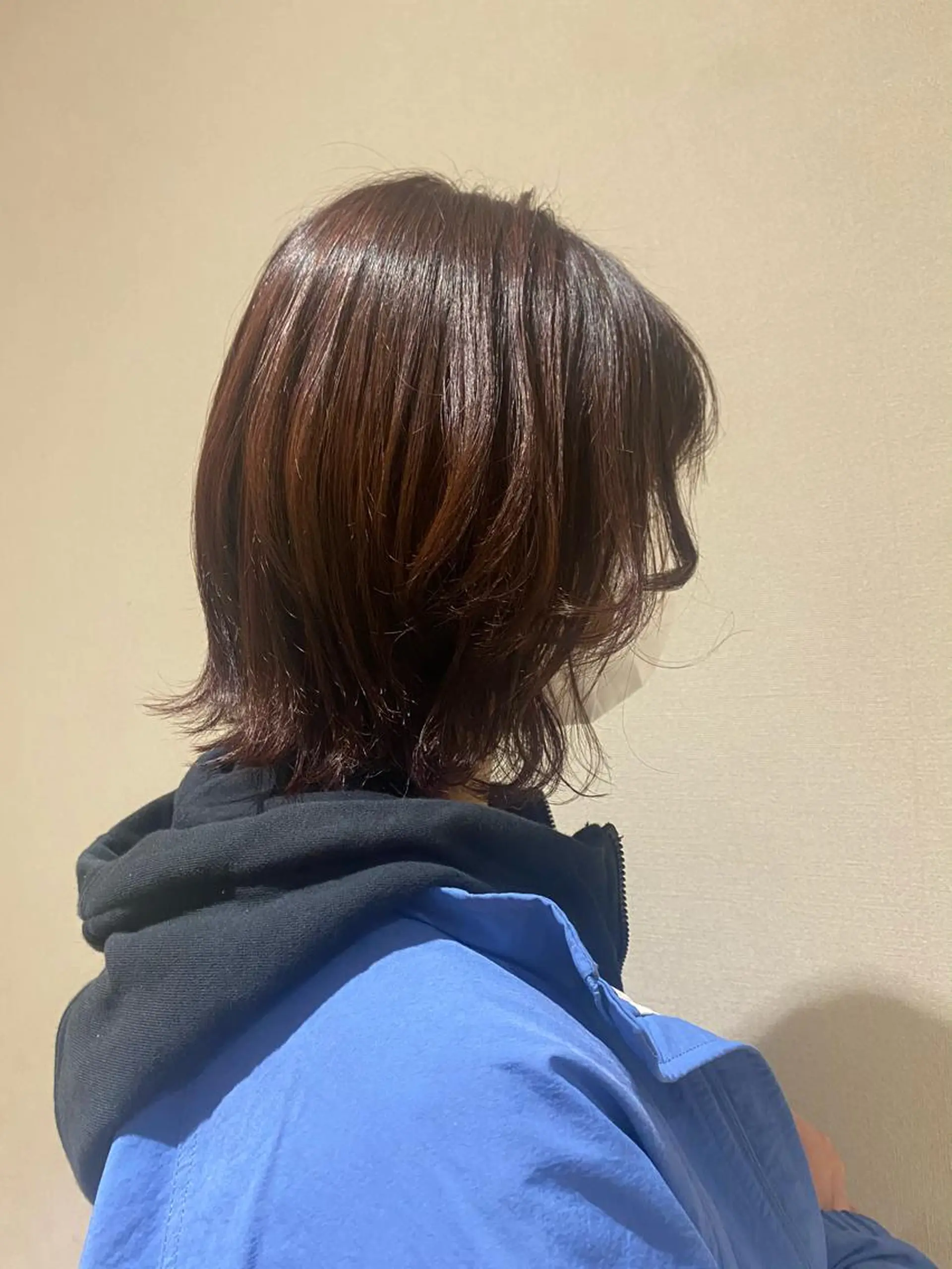 ミディアム ボブ 外ハネヘア 藤原 侑香のヘアスタイル