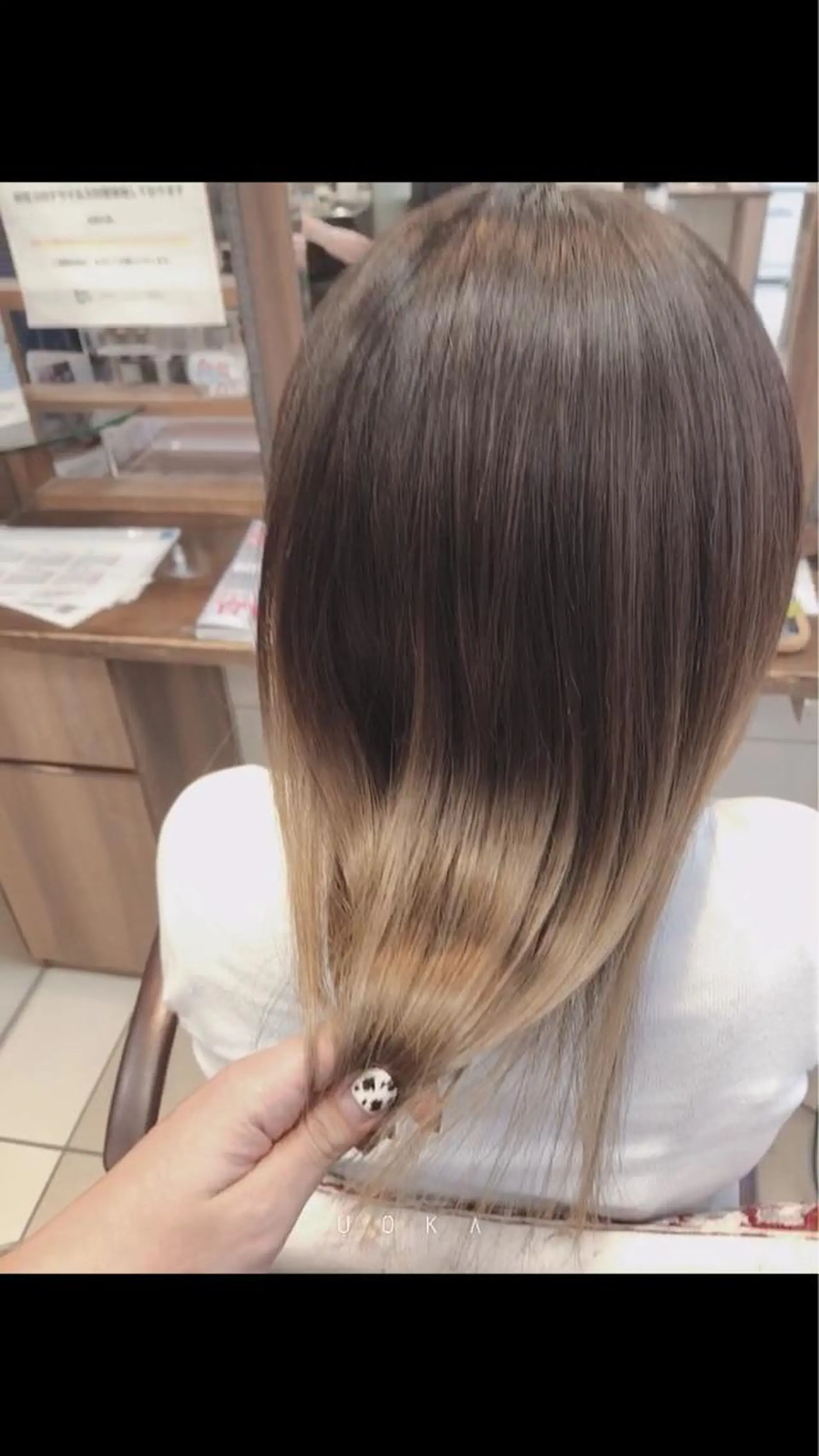 ロング カラー ベージュカラー グラデーションカラー 福見 美保のヘアスタイル