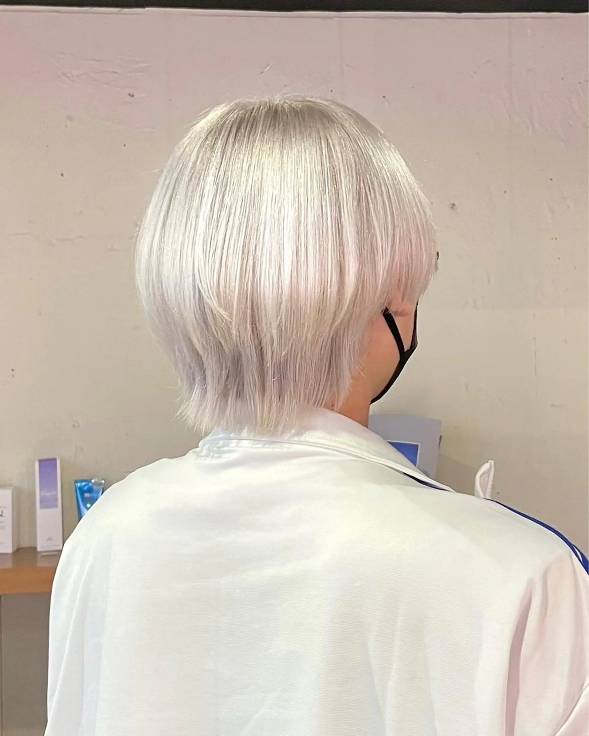 カラー メンズ メンズブリーチ ブリーチ pizzicato pacto所属・ボルドーカラー/ワイ ンレッド/長山遼太郎のヘアスタイル