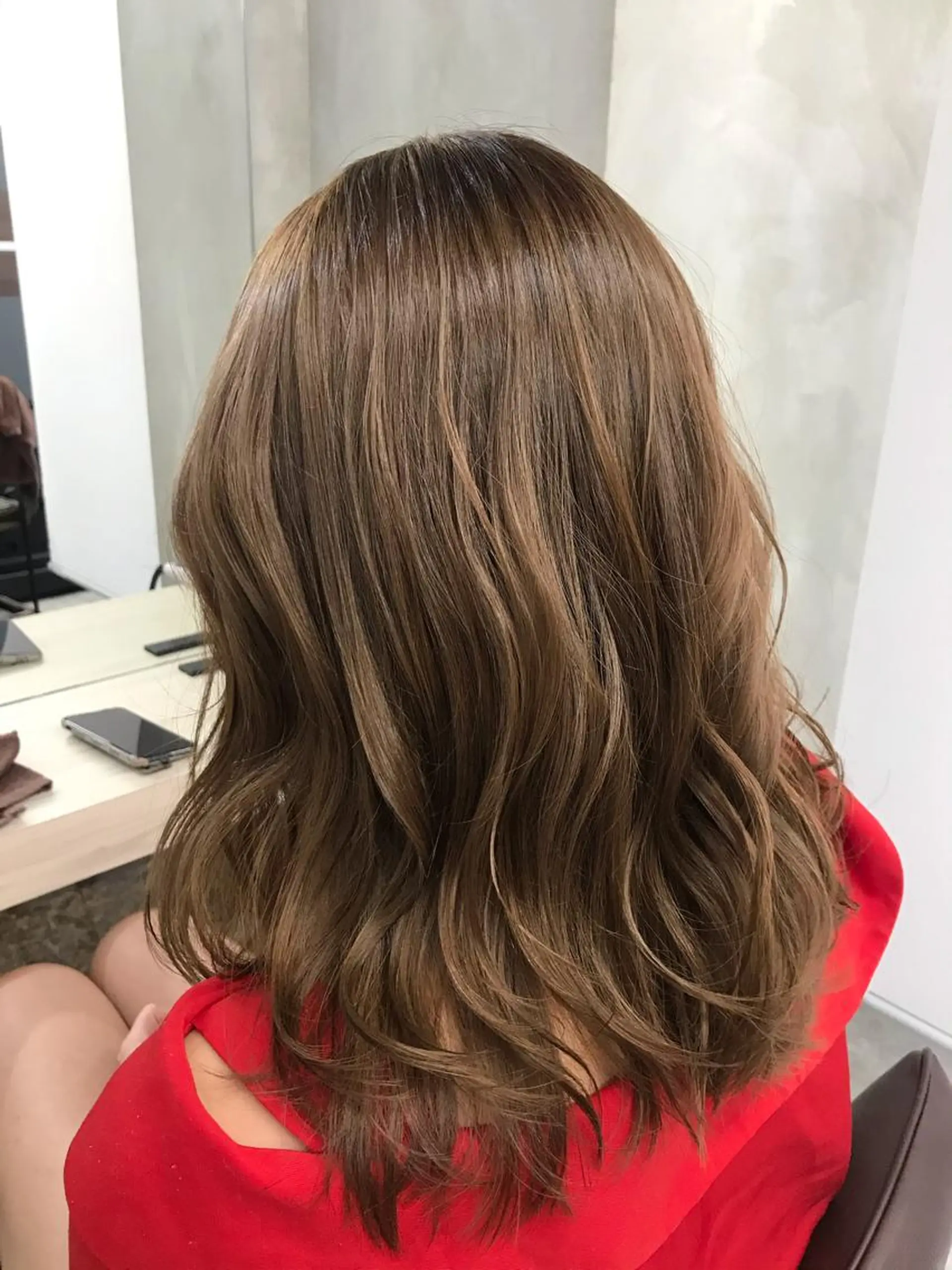 ミディアム カット ヘアカラー トリートメント ブリーチ&似合せボブ 田中寛十のヘアスタイル
