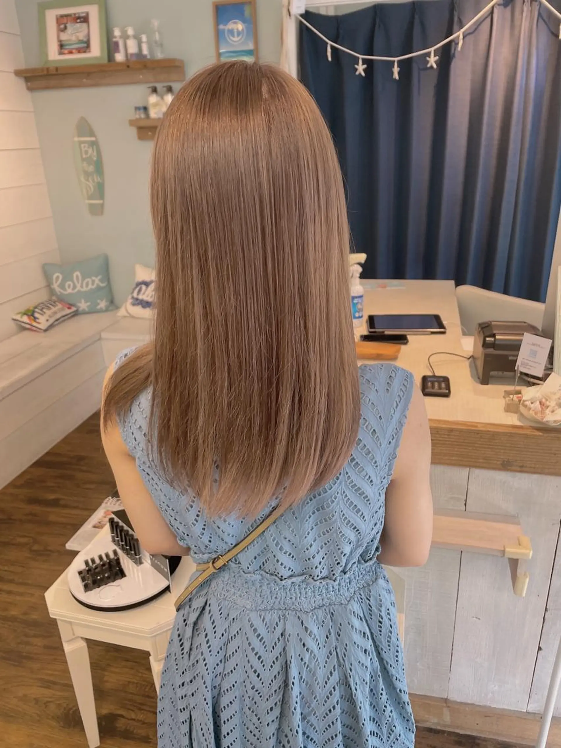 セミロング salowin 原宿店所属・髪質改善ULTOWA 縮毛矯正モリムラのヘアスタイル
