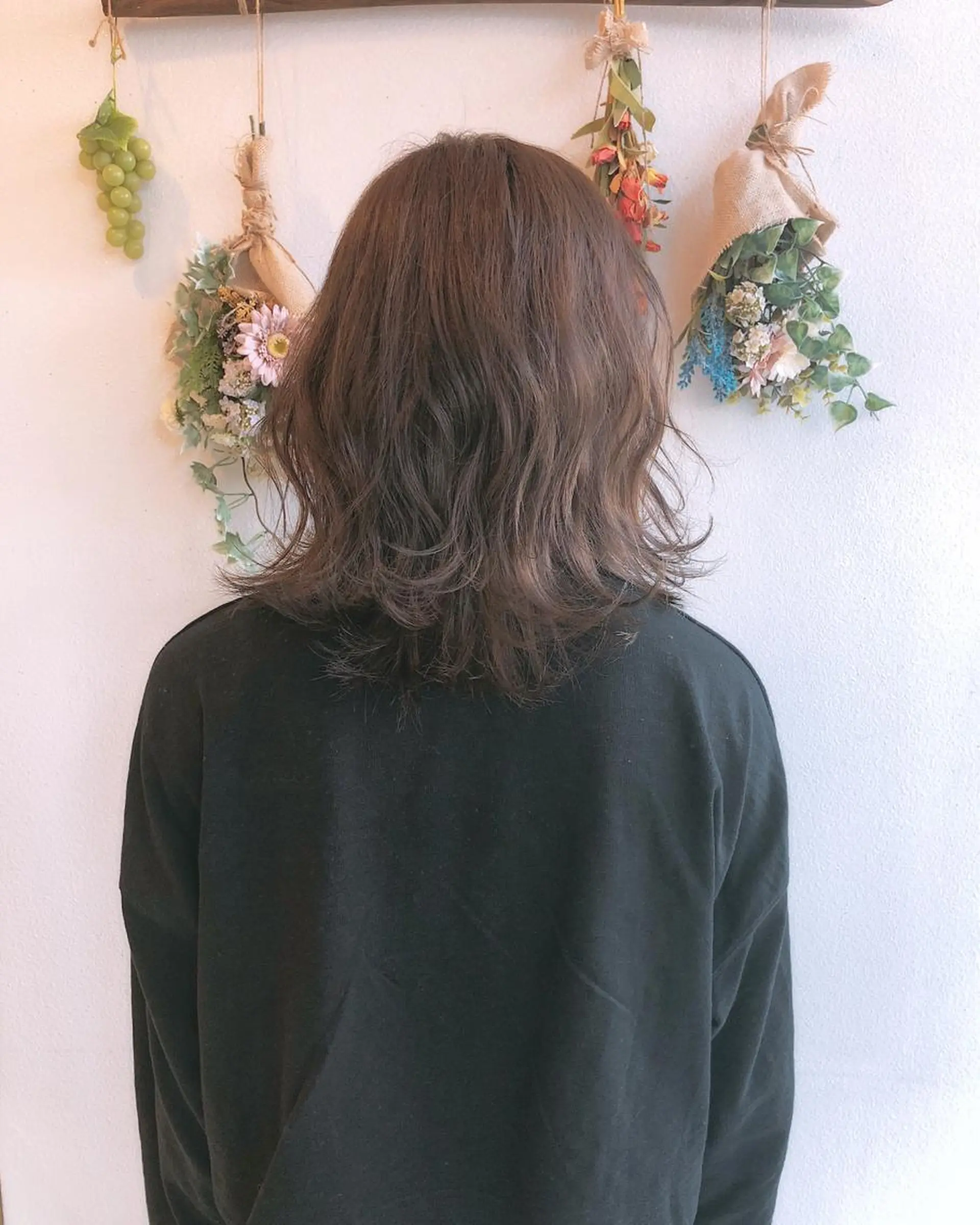 ミディアム カラー ヘアカラー トリートメント 山口 明日花のヘアスタイル