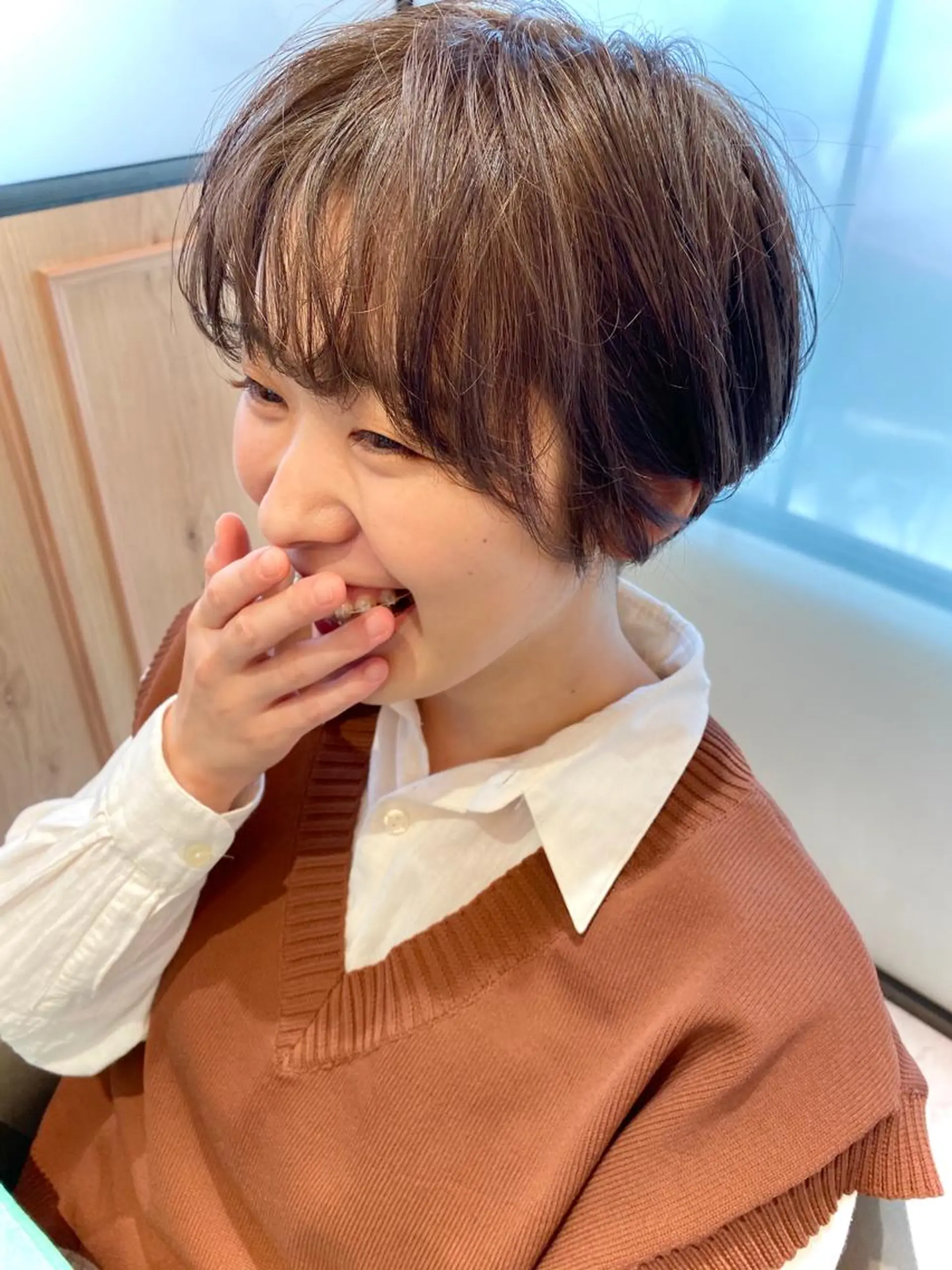 ショート カラー 縮毛矯正 🌈🌸あおき みちる🌟💗のヘアスタイル