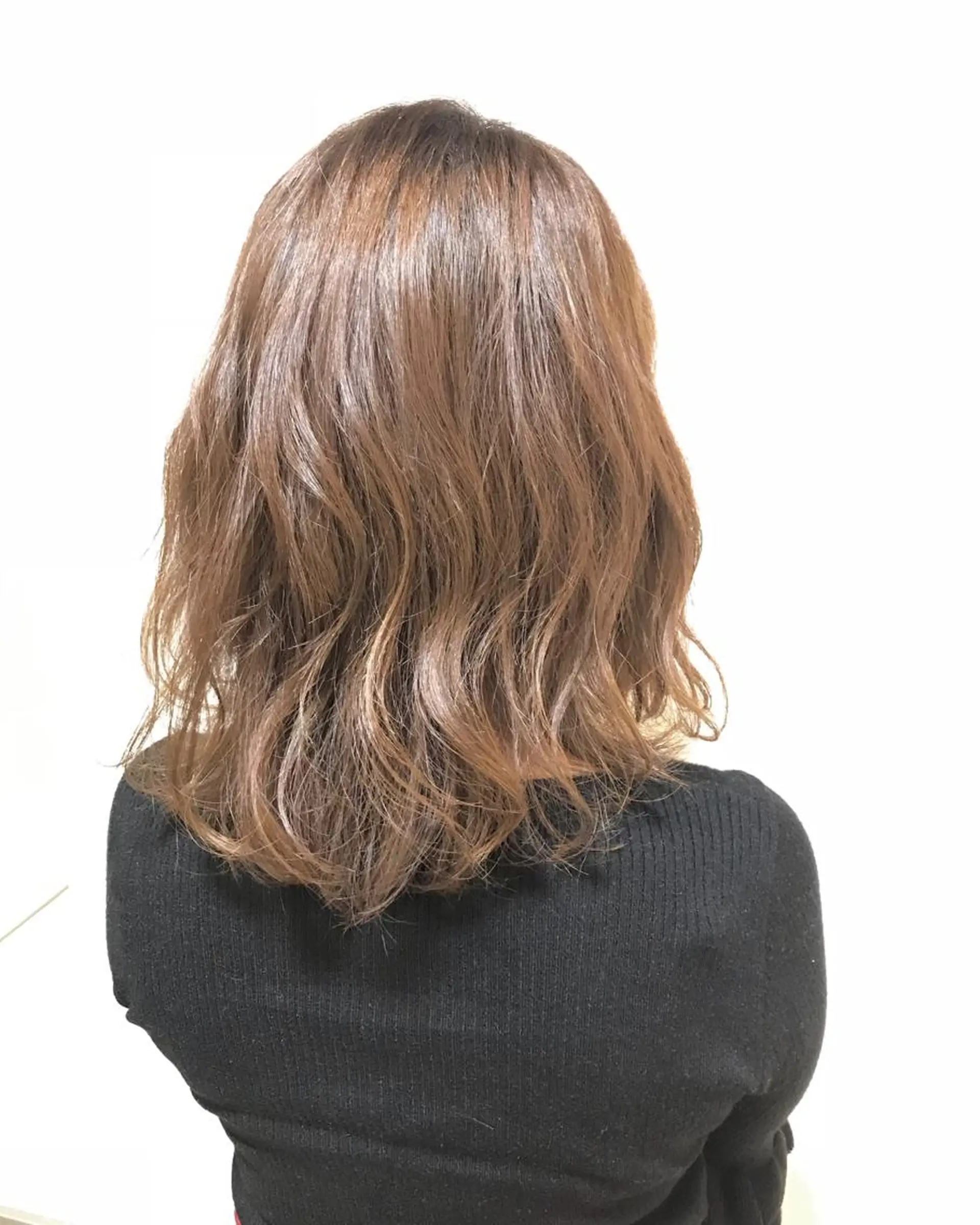 ミディアム カラー アッシュ イルミナカラー ピンクカラー chiyo yasuのヘアスタイル