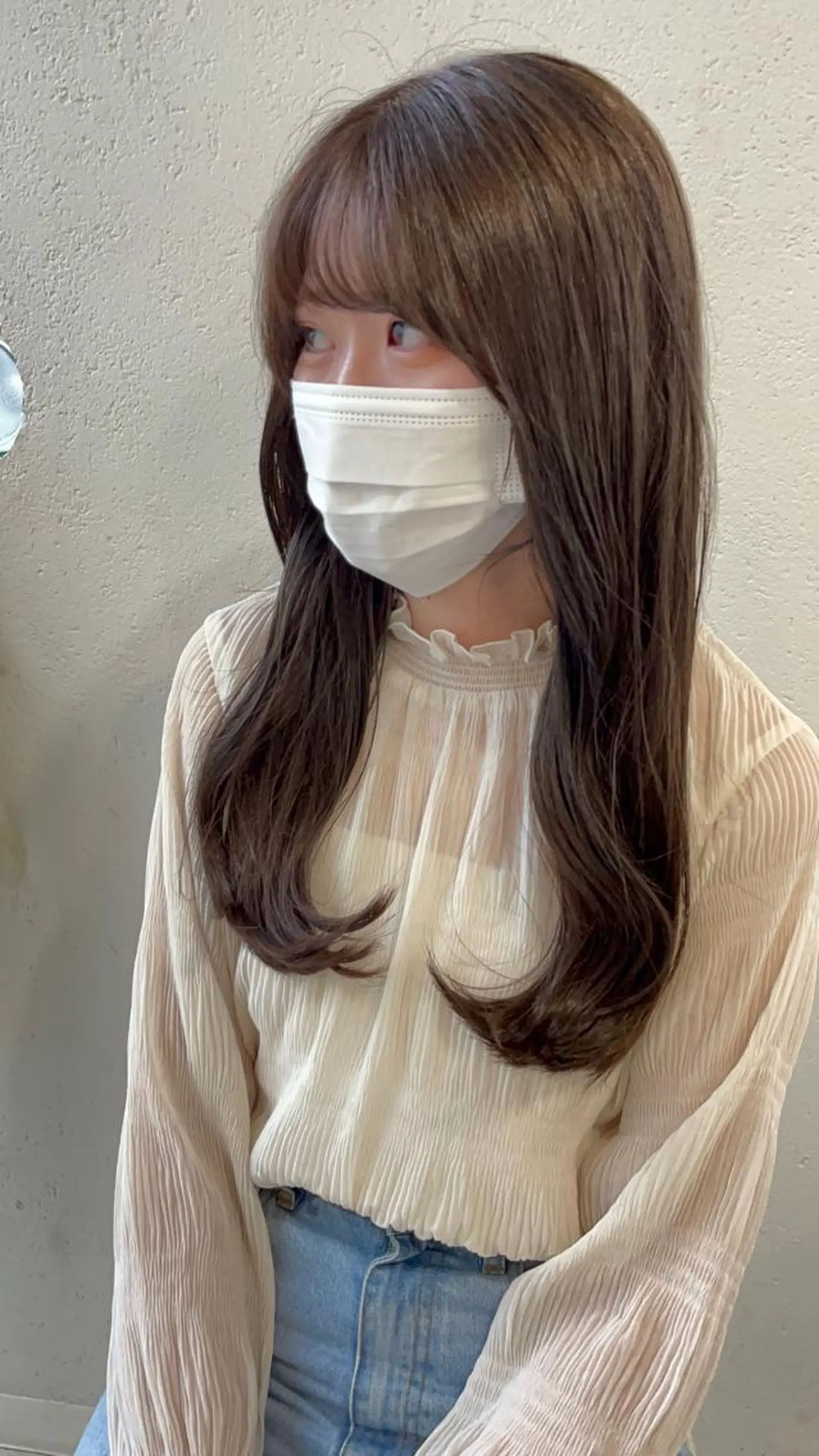 ロング カラー グレージュ hyphen《ハイフン》所属・市村 香多のヘアスタイル
