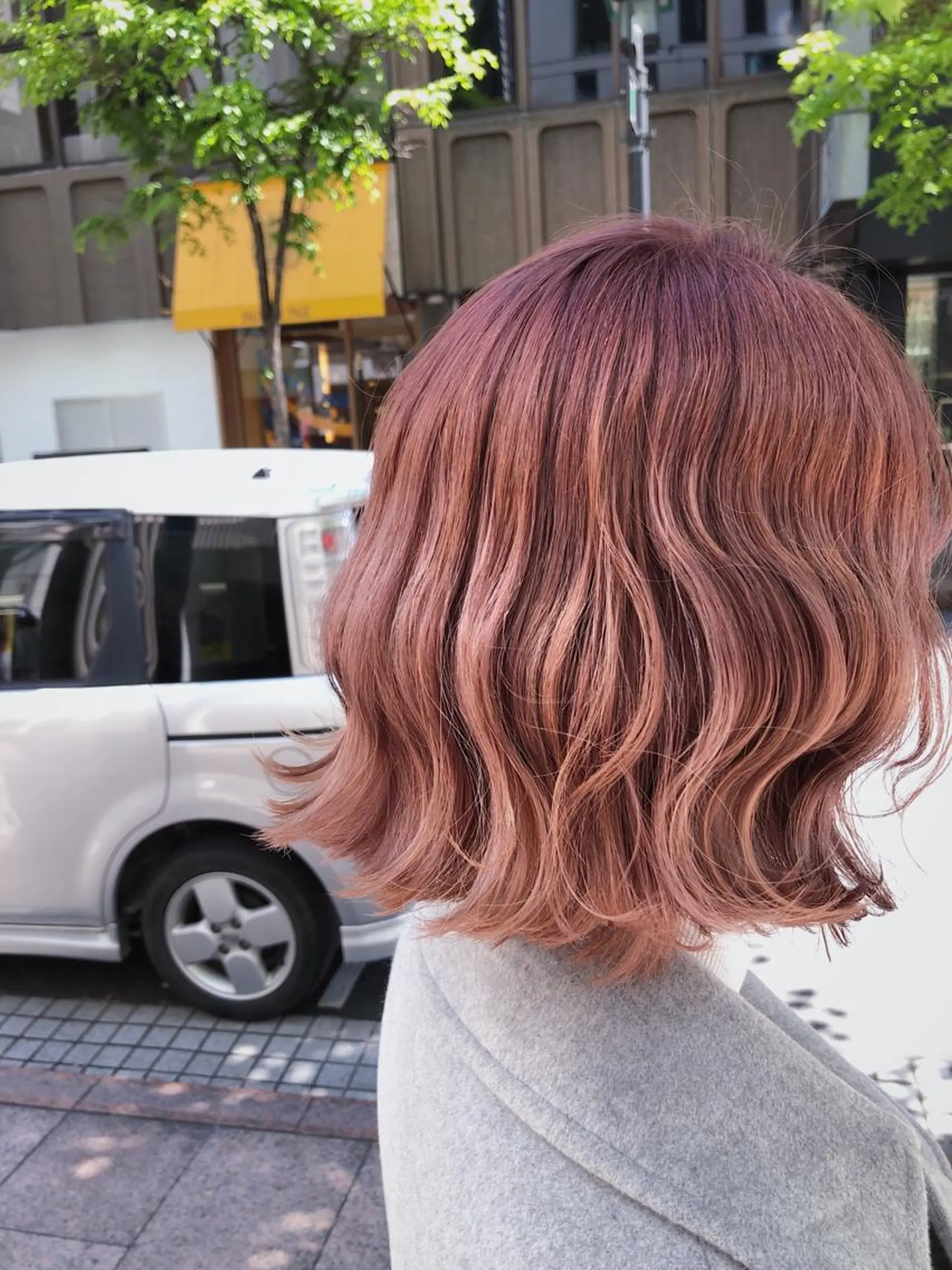 ショート カラー アッシュ ブリーチ ダブルカラー ピンクカラー ピンクアッシュ 佐々木 シホミのヘアスタイル