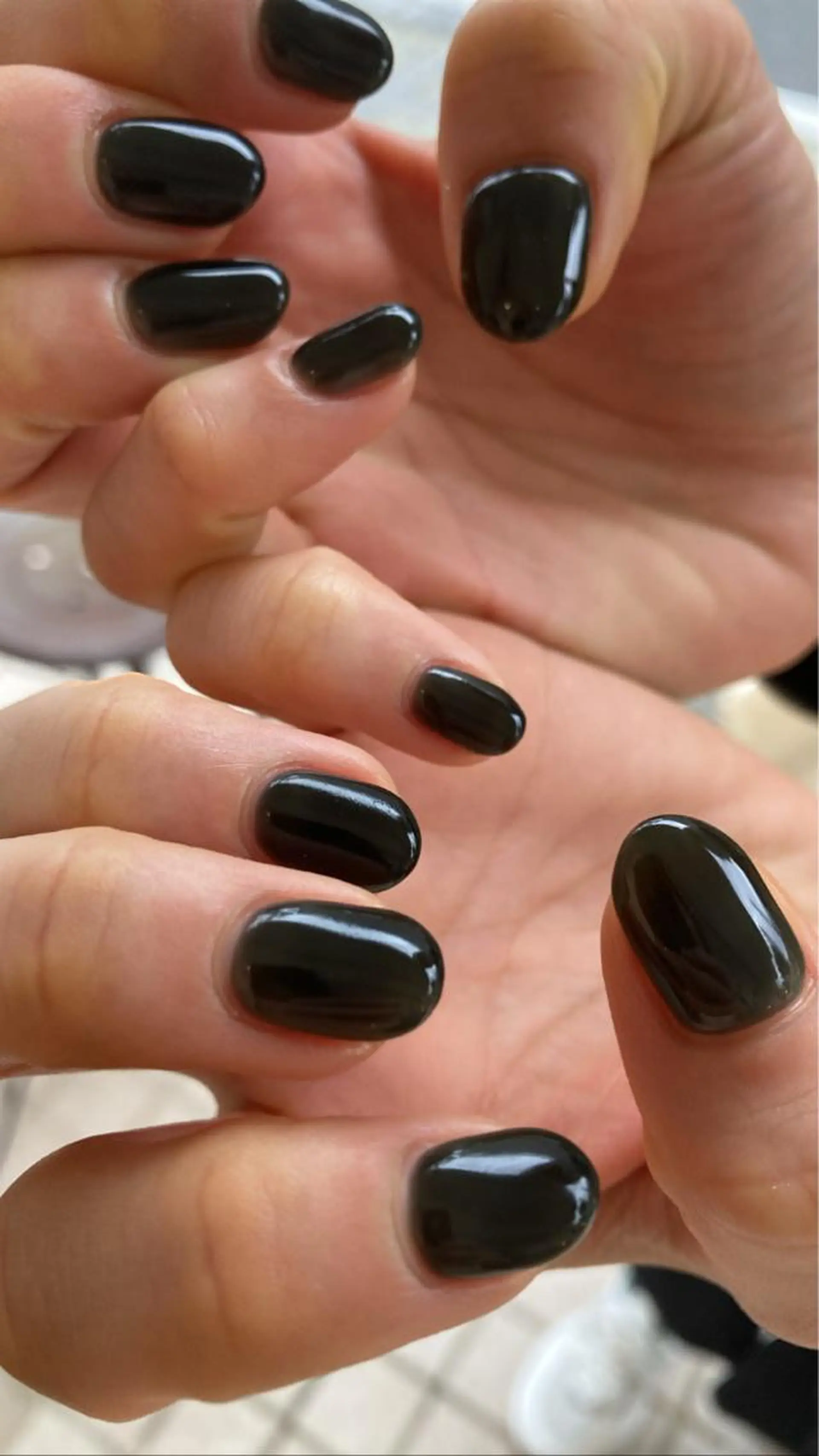 ネイル nailsalon　hue所属・小山 羽奈のネイルデザイン