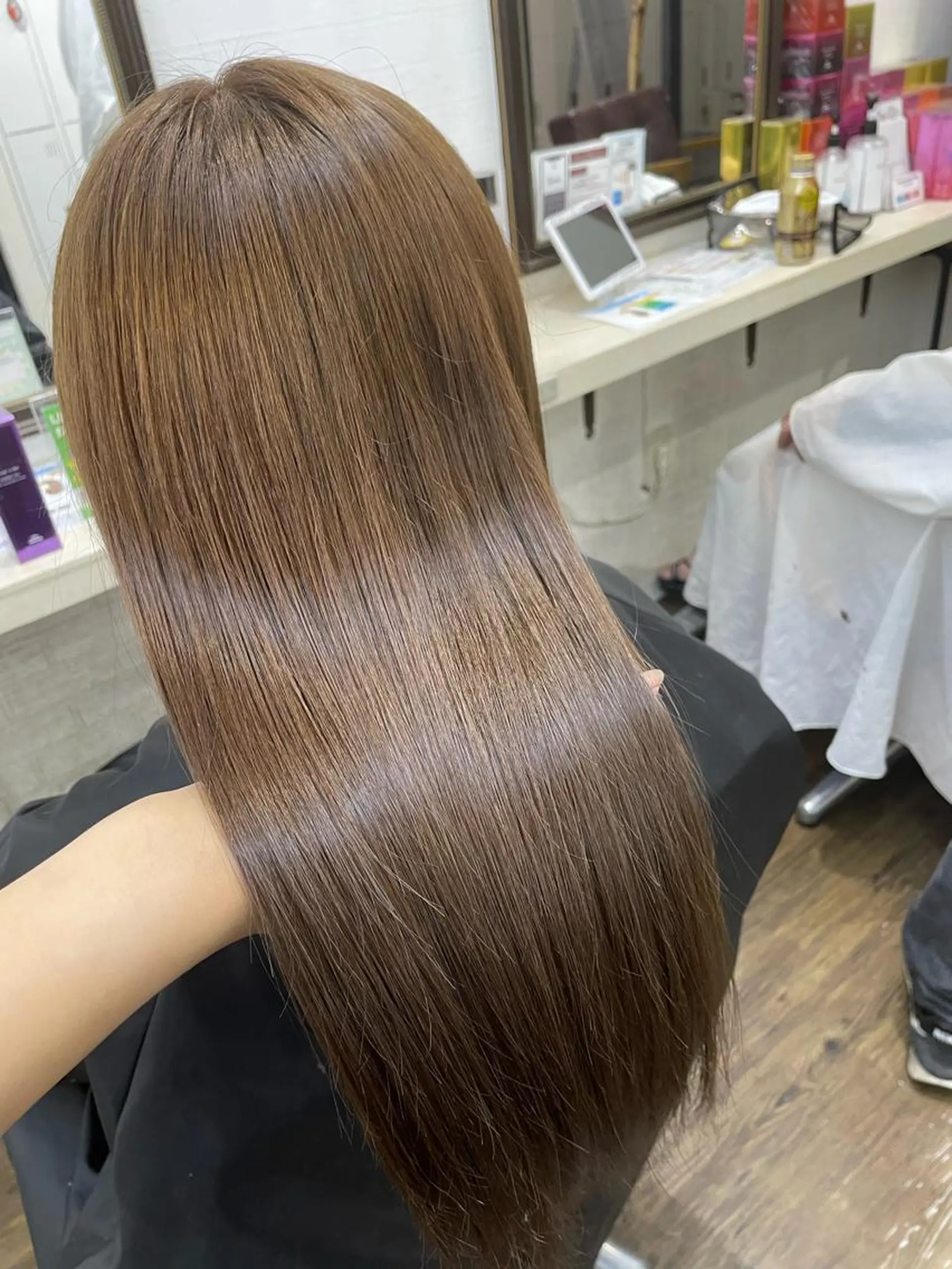 ロング トリートメント 田子🦋ハイトーン 🫐耳つぼジュエリーのヘアスタイル