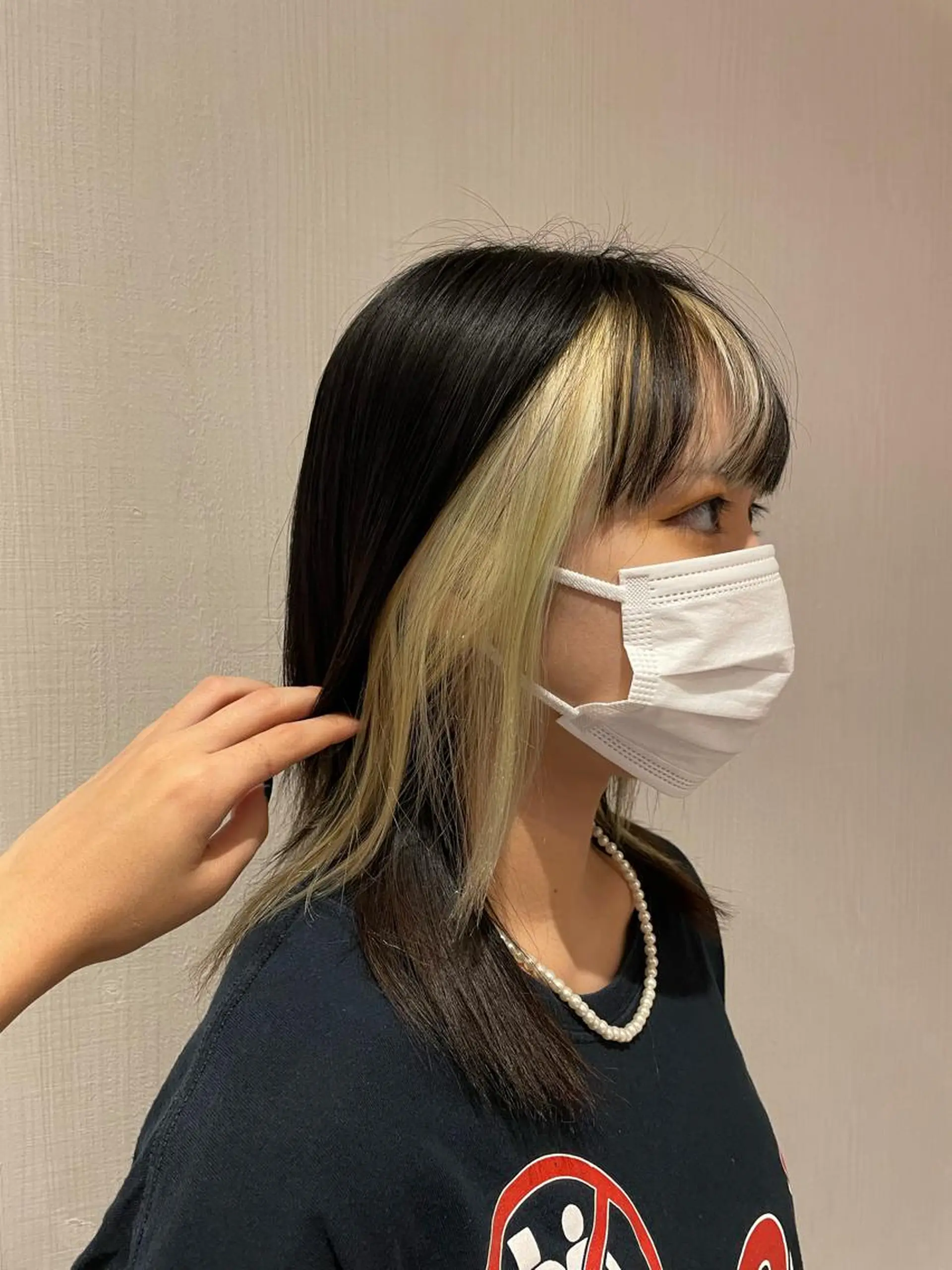 セミロング カラー ブリーチ 顔周りカット ナチュラル🧡可愛い MINAMIのヘアスタイル