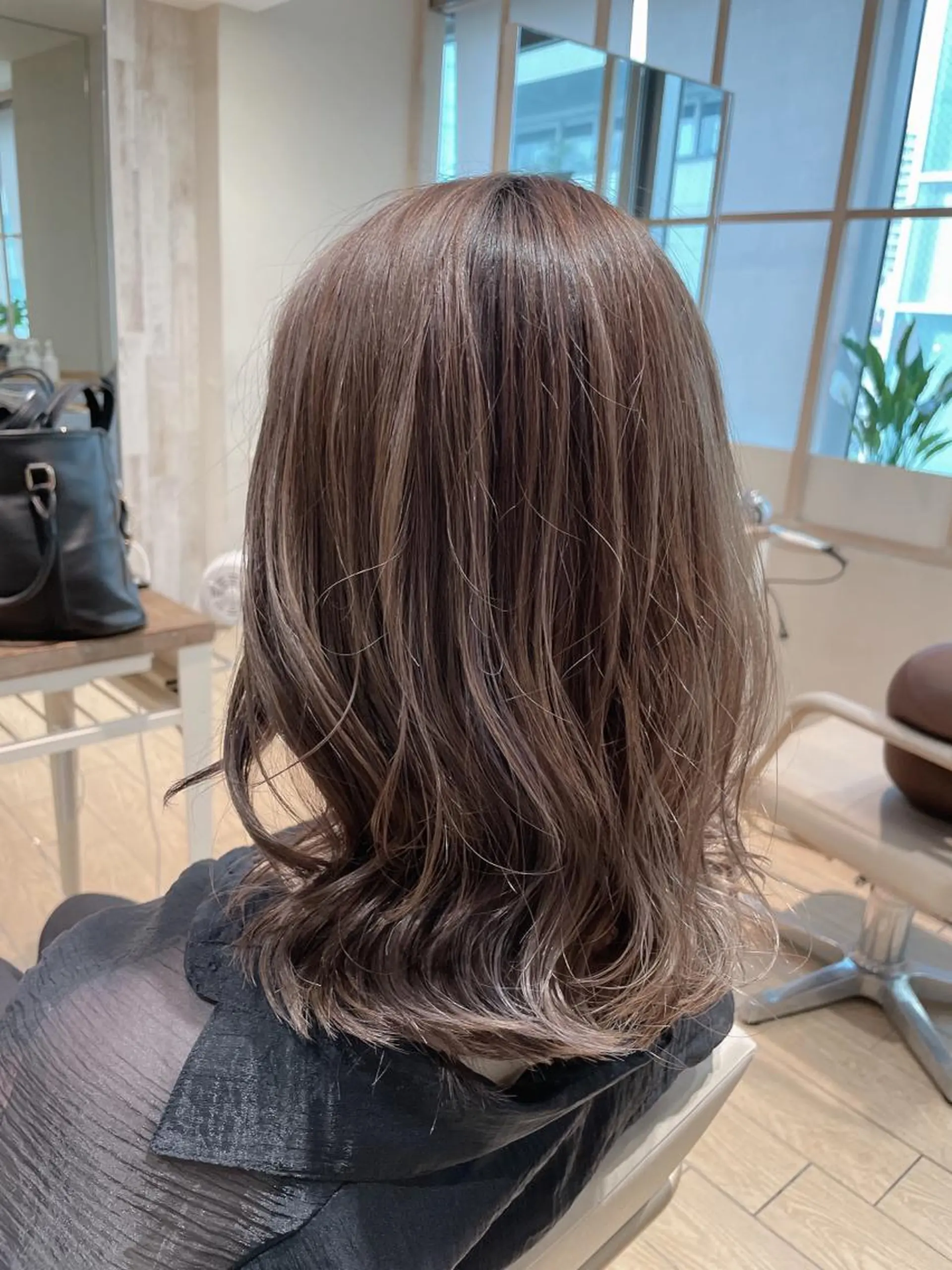 カラー 市原 大翼のヘアスタイル