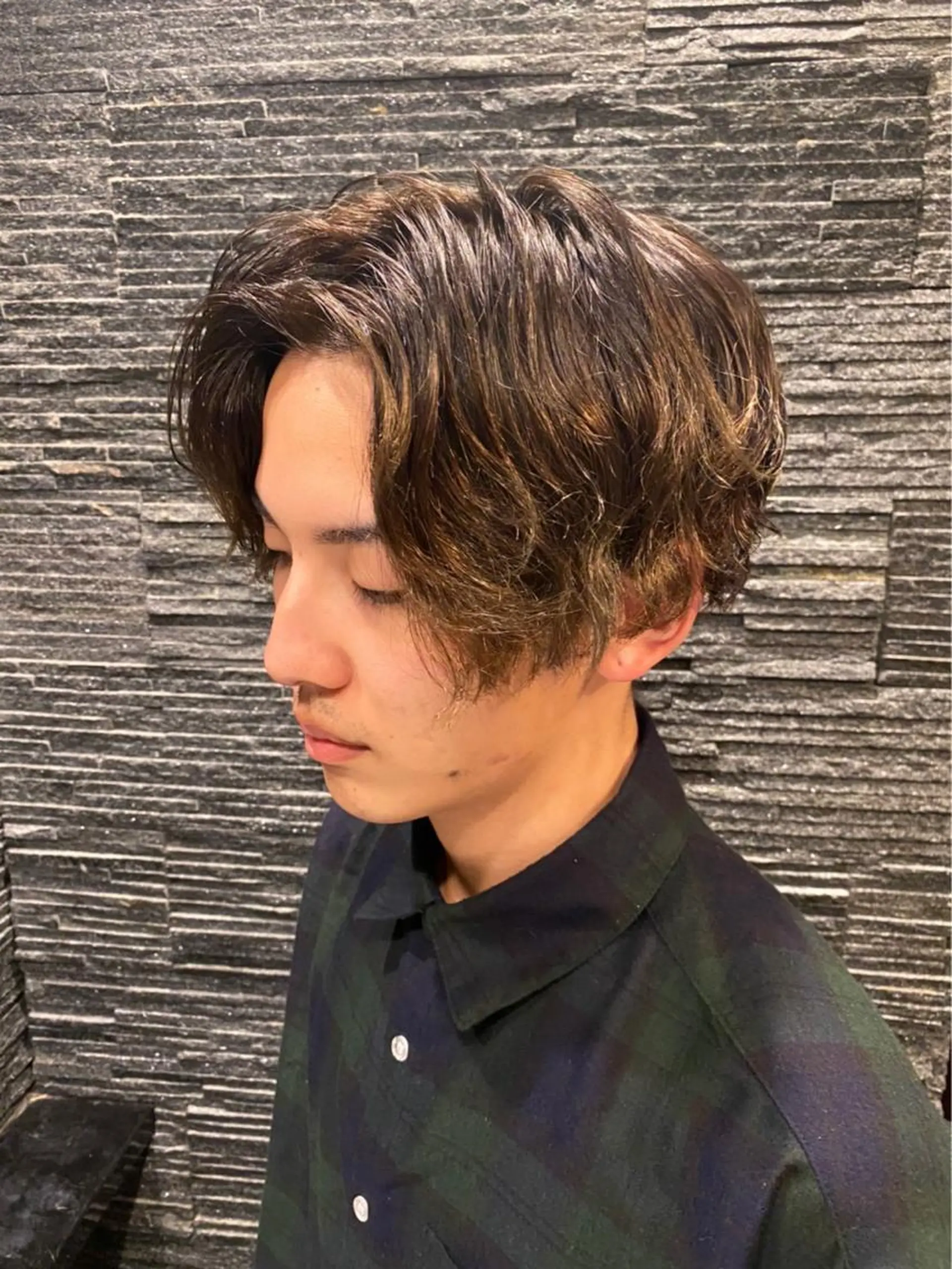ミディアム ミディアムパーマ ヒロ銀座　田町店所属・杉本 和大のヘアスタイル