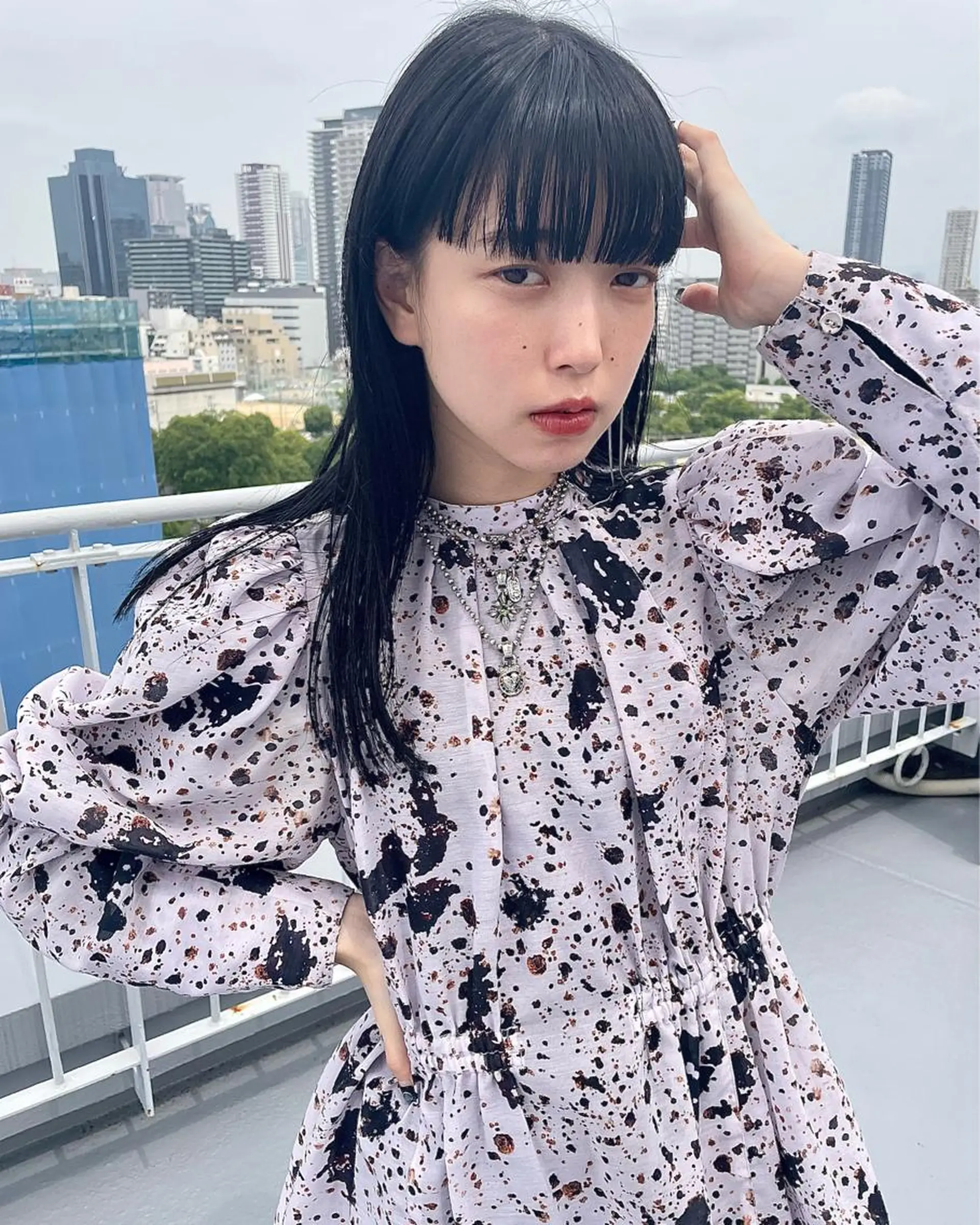 セミロング カラー パーマ ヘアアレンジ メンズ キッズ ネイル マツエク・マツパ アイブロウ 黒髪 ストレートパーマ カット ヘアカラー トリートメント tatsumi/ボブ ウルフ/レイヤーのヘアスタイル