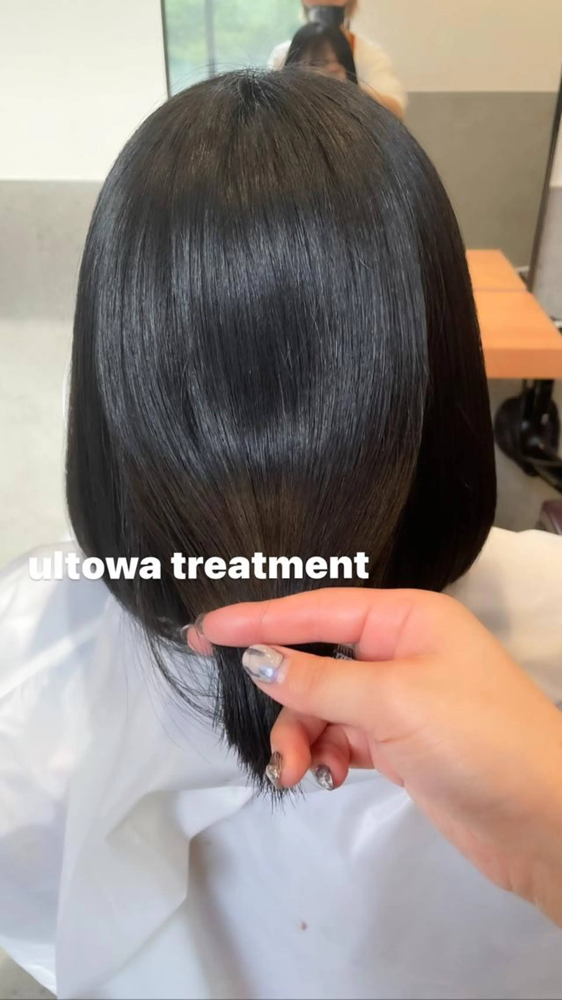 セミロング カラー ヘアアレンジ ミニボブ/ブリーチ 🌈MISATOのヘアスタイル