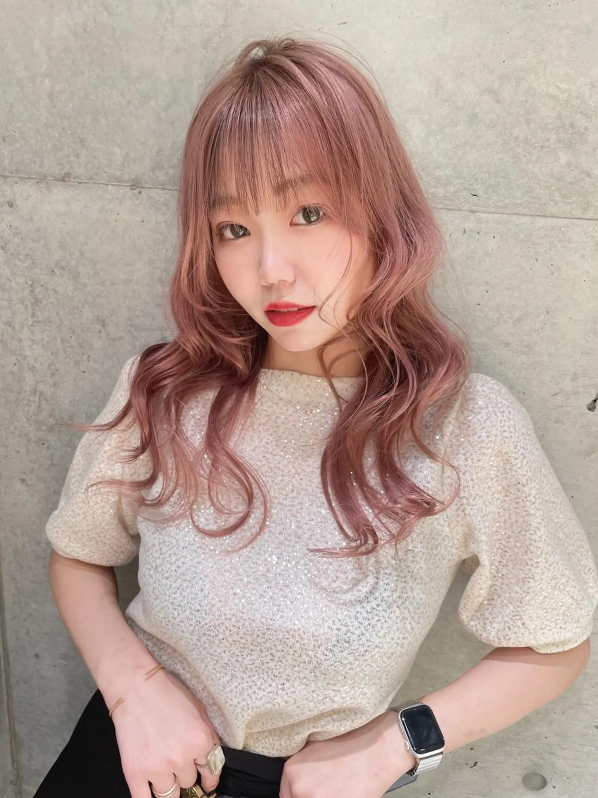 ミディアム 髪質改善 レイヤーカット 縮毛矯正 トリートメント rina／ベージュ ワンホン/韓国ヘアのヘアスタイル