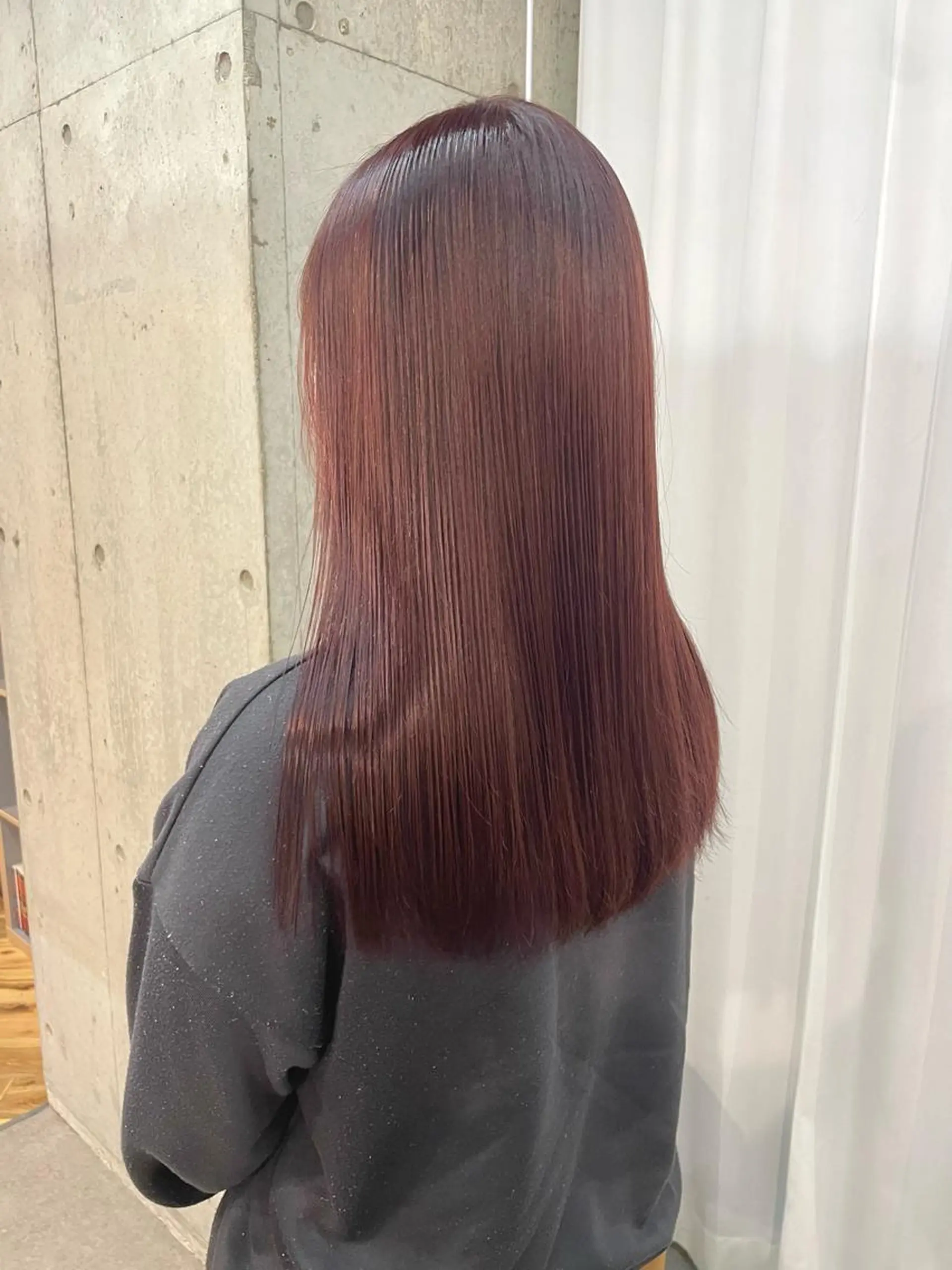 ロング カラー ブラウンカラー レッドカラー レッドブラウン ヘアカラー トリートメント lani hair salon所属・SHOTO ハイトー ン/デザインカラーのヘアスタイル