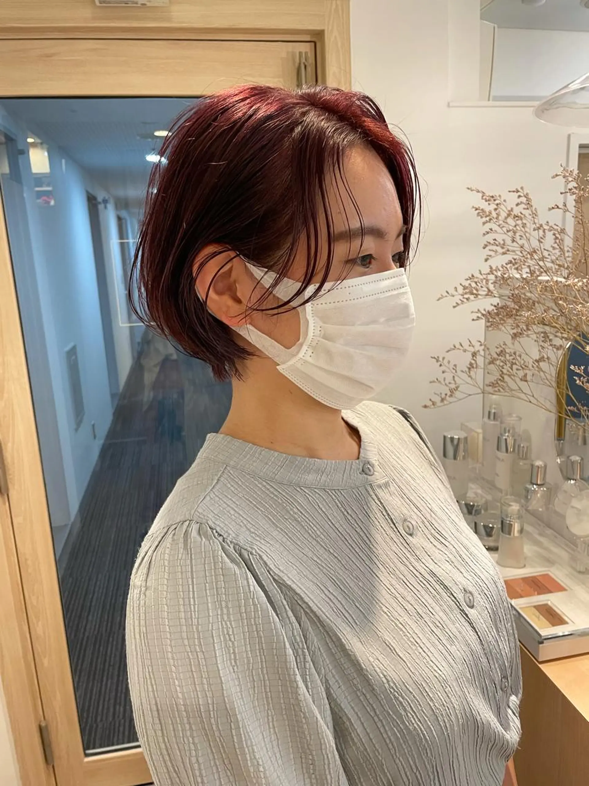ショート ピンクラベンダー ショートヘア 大迫 江梨のヘアスタイル
