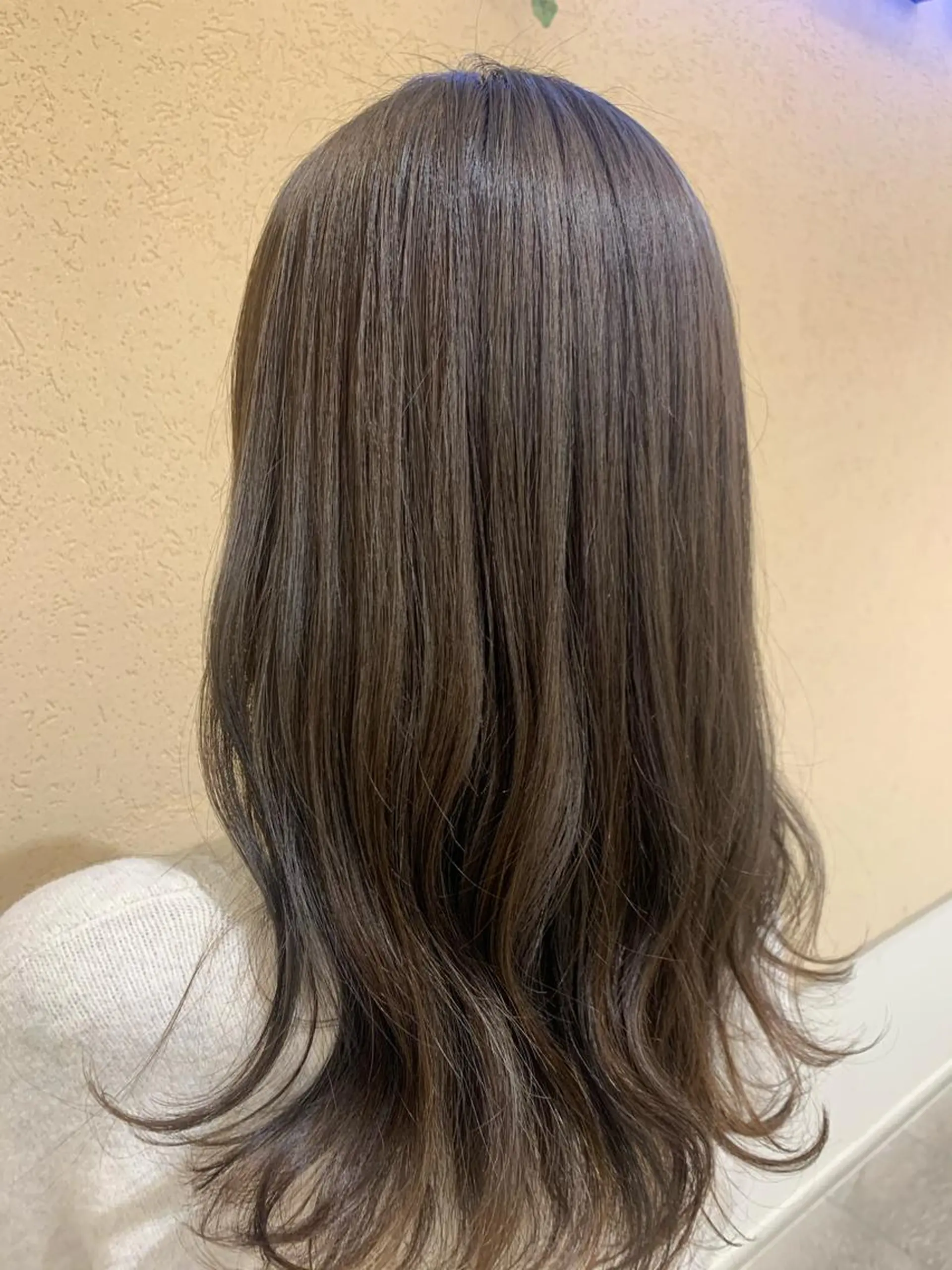 セミロング カラー シャドールーツ美容師 篠原康太のヘアスタイル