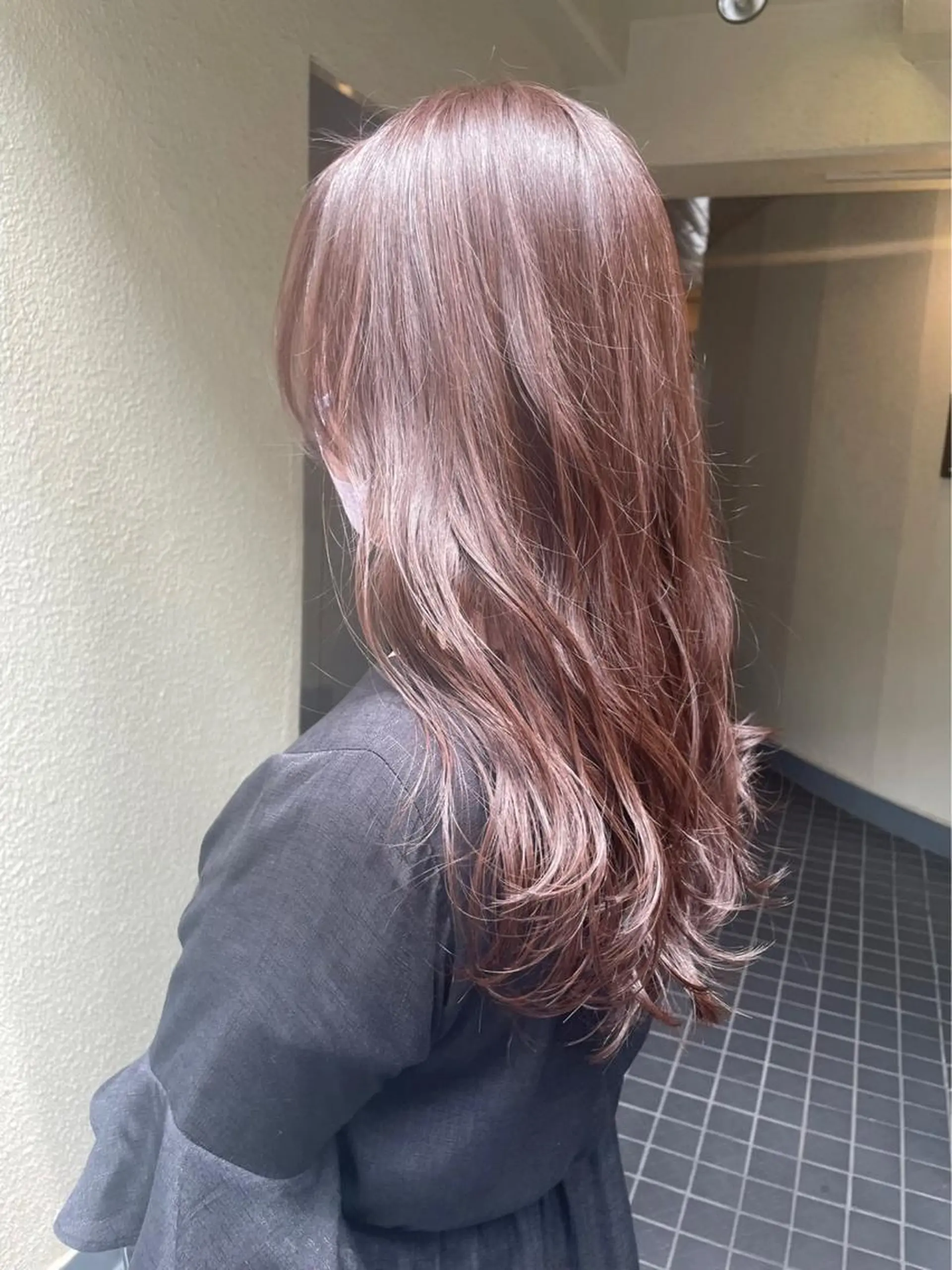 ロング カラー ヘアアレンジ ブリーチ 透明感カラー ダブルカラー ブリーチなしカラー ピンクカラー 💐美しいショート× パーマ💐早坂駆留のヘアスタイル