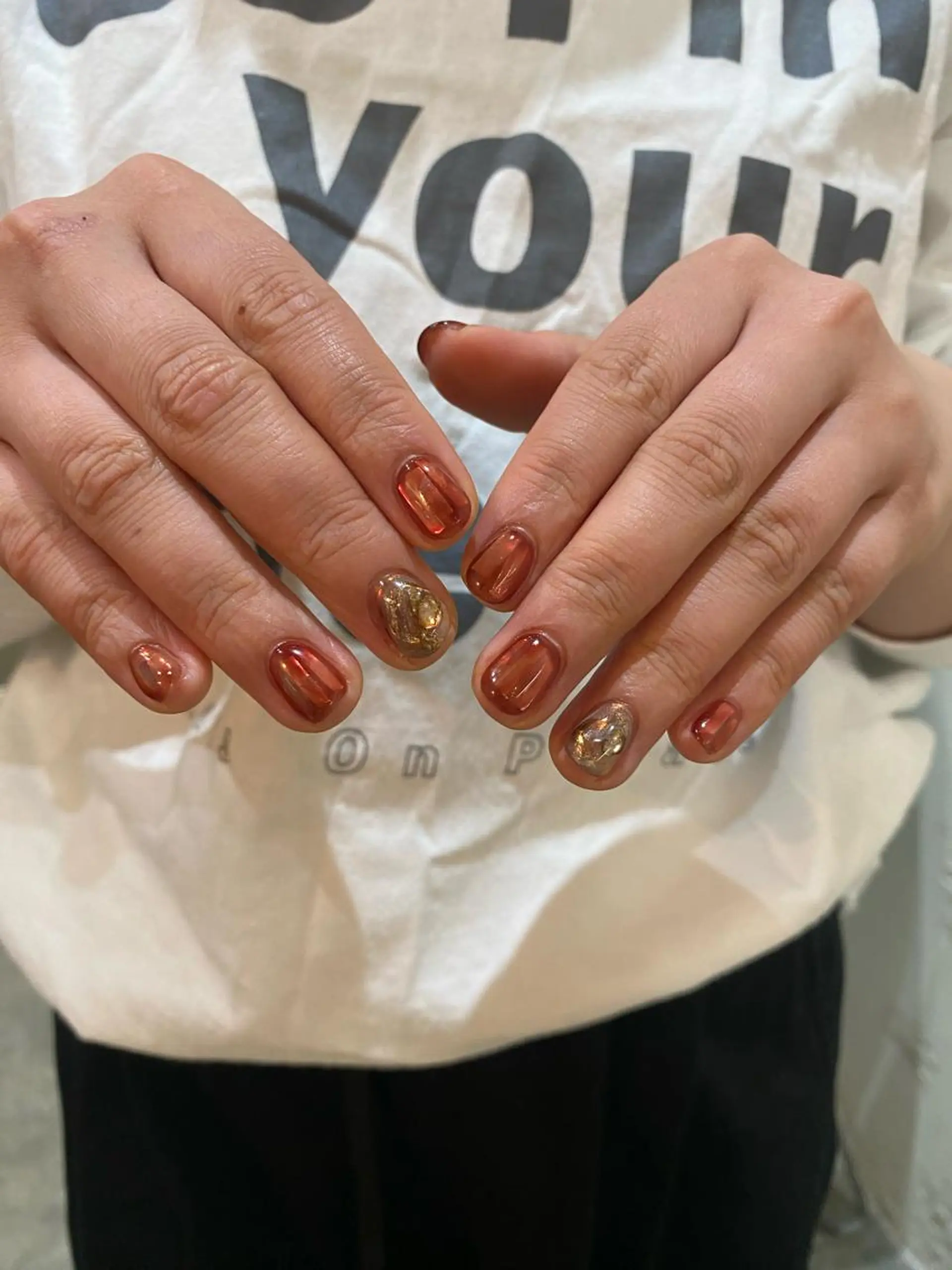 ネイル 赤色 ハンドネイル nable.所属・望月 実莉のネイルデザイン