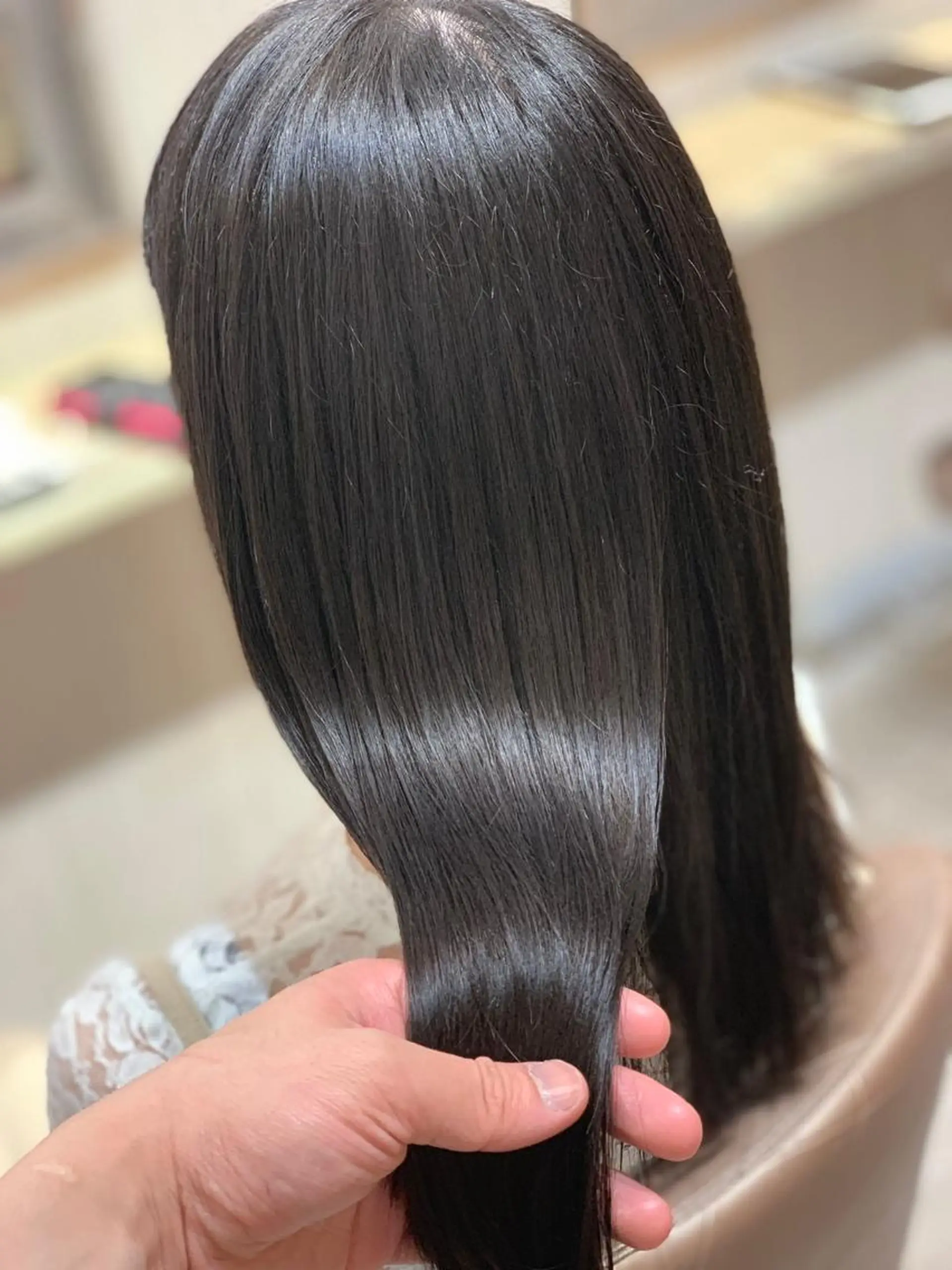 セミロング カラー ヘアアレンジ ⭐️柏木皇気ブリーチ ムラ修正/他店直しのヘアスタイル