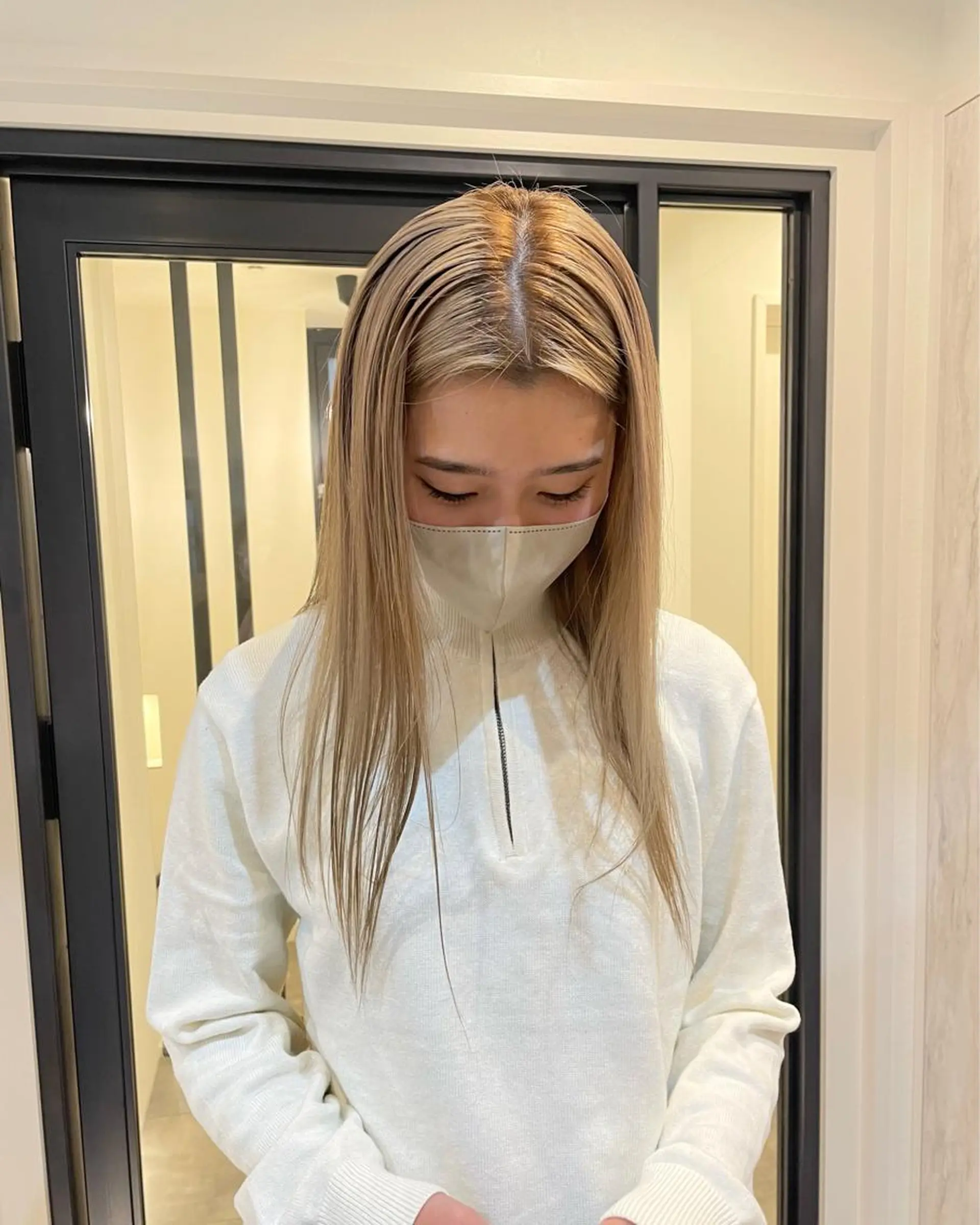 ロング カラー ブリーチ ダブルカラー ハイトーンカラー ヘアカラー 渋谷 留菜のヘアスタイル