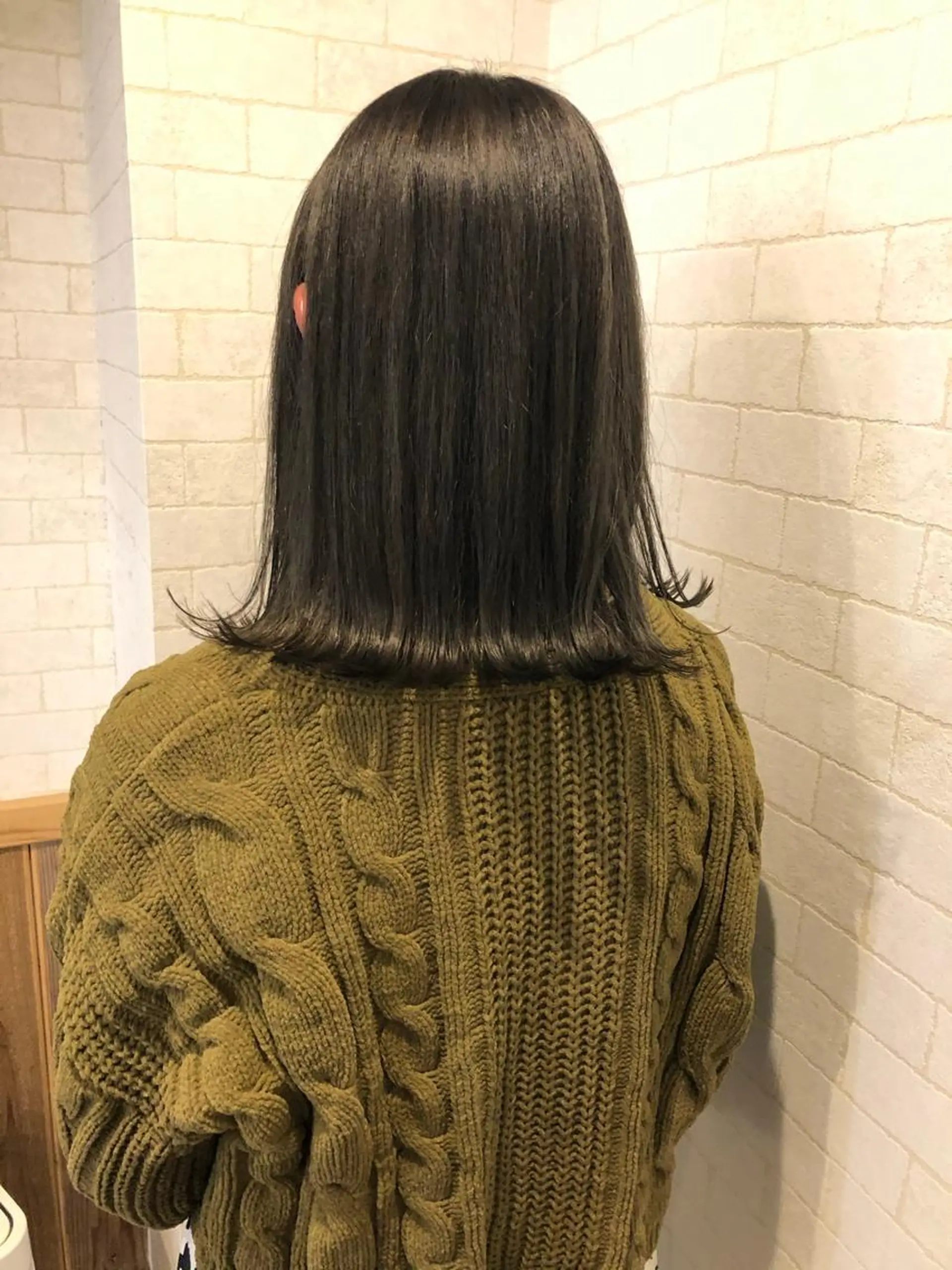 セミロング カラー ベージュカラー 透明感カラー オリーブベージュ ヘアカラー FLEUR by little所属・🌸モテヘア🌸 ﾀﾞｲﾁのヘアスタイル