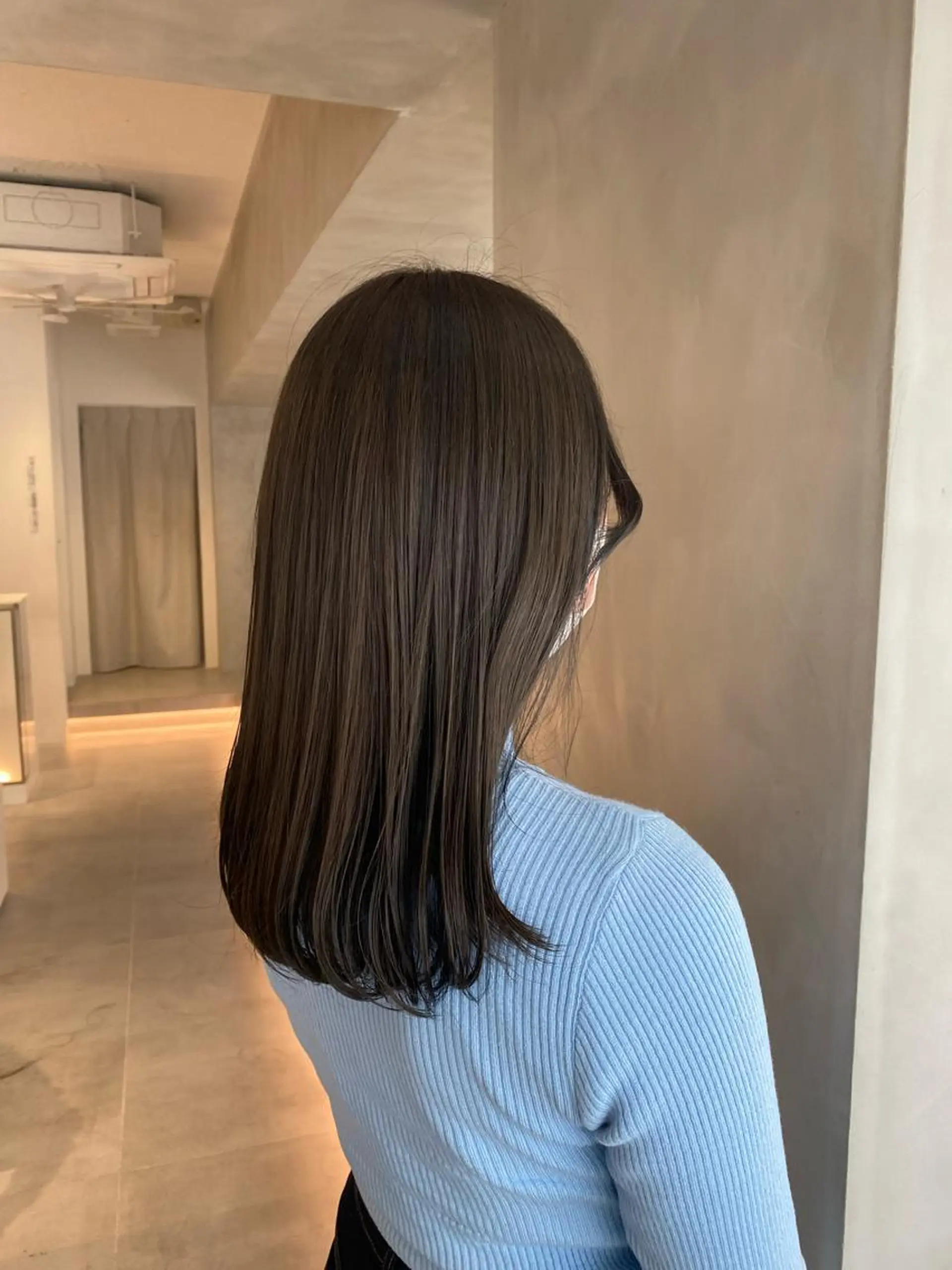 ロング カラー ヘアカラー トリートメント ヘッドスパ ヘアセット 小顔ショート✨️ RIEのヘアスタイル