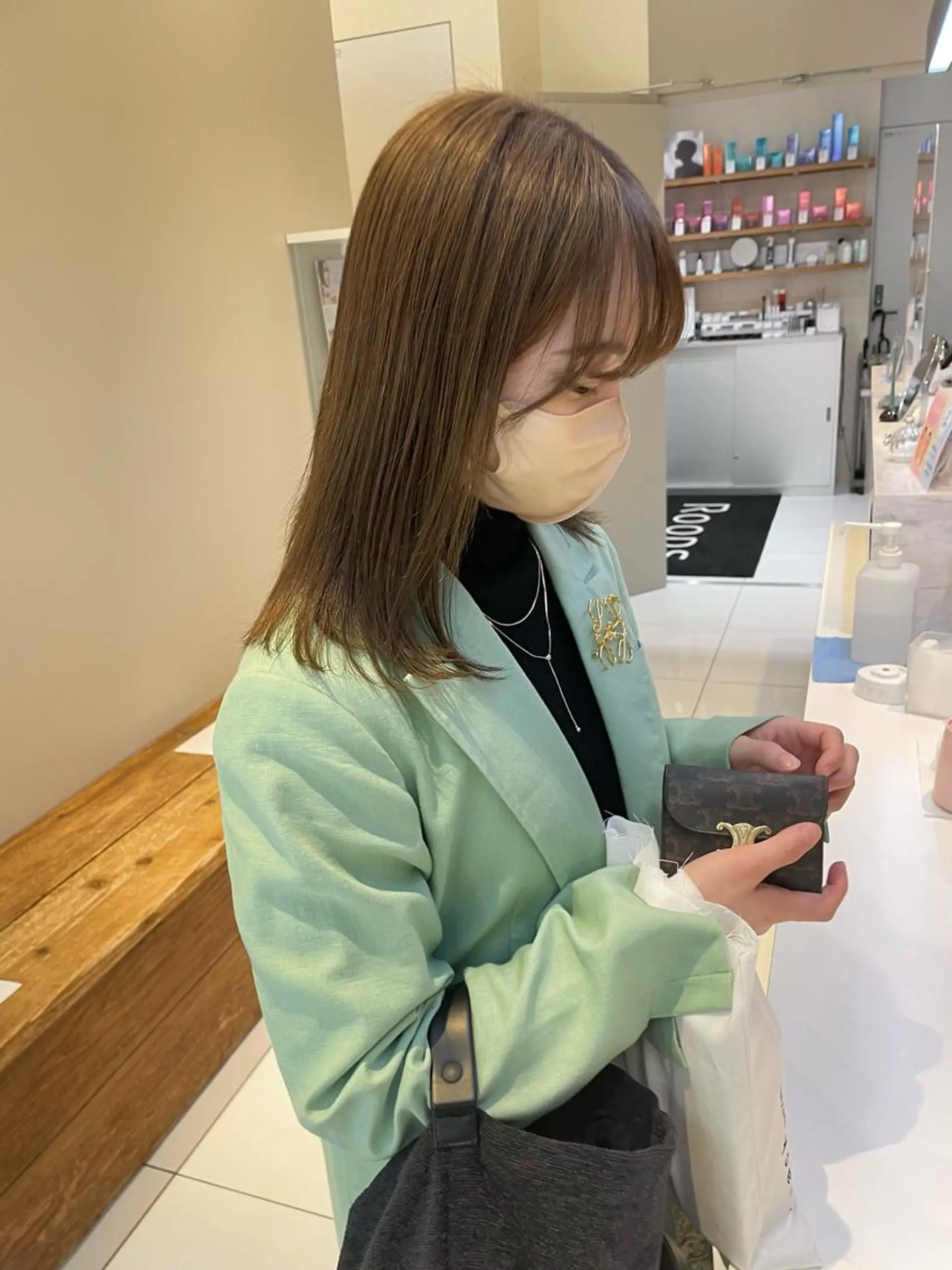 ミディアム カラー Roops所属・マツエクモデル募集中 /表参道/宇佐見綾花のマツエク・マツパデザイン